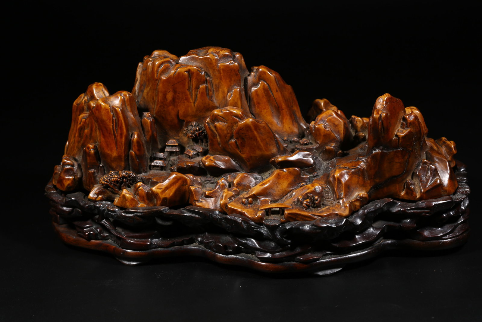 A BOXWOOD MINIATURE LANDSCAPE FIGURE WITH TREE AND ROCK MOTIF (1 of 9)