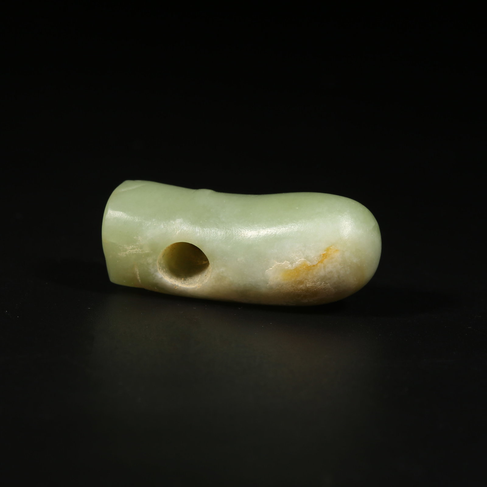 A ARCHAIC JADE HONGSHAN CULTURE CICADA (1 of 8)