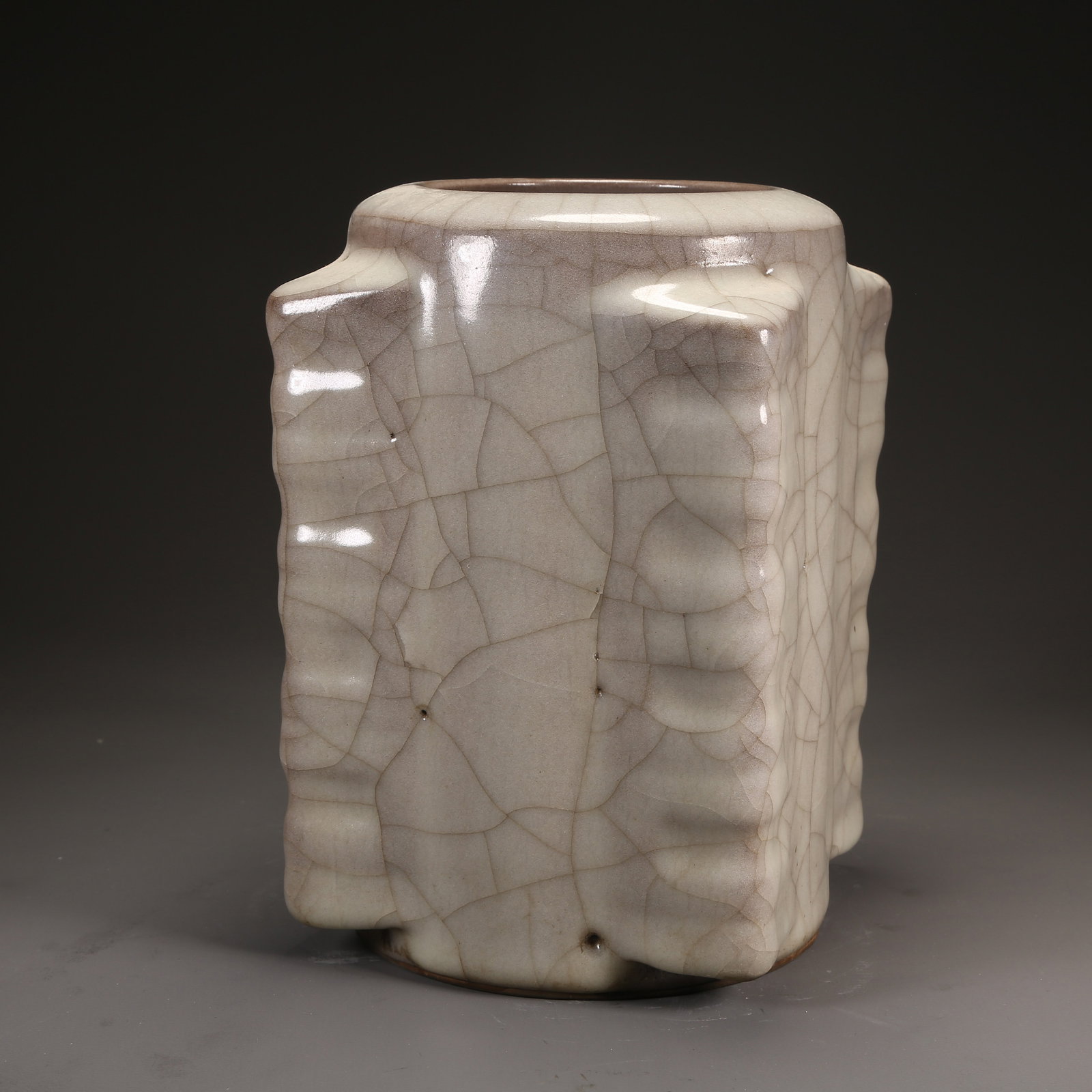 A GE KILN CONG-SHAPED BOTTLE (1 of 9)