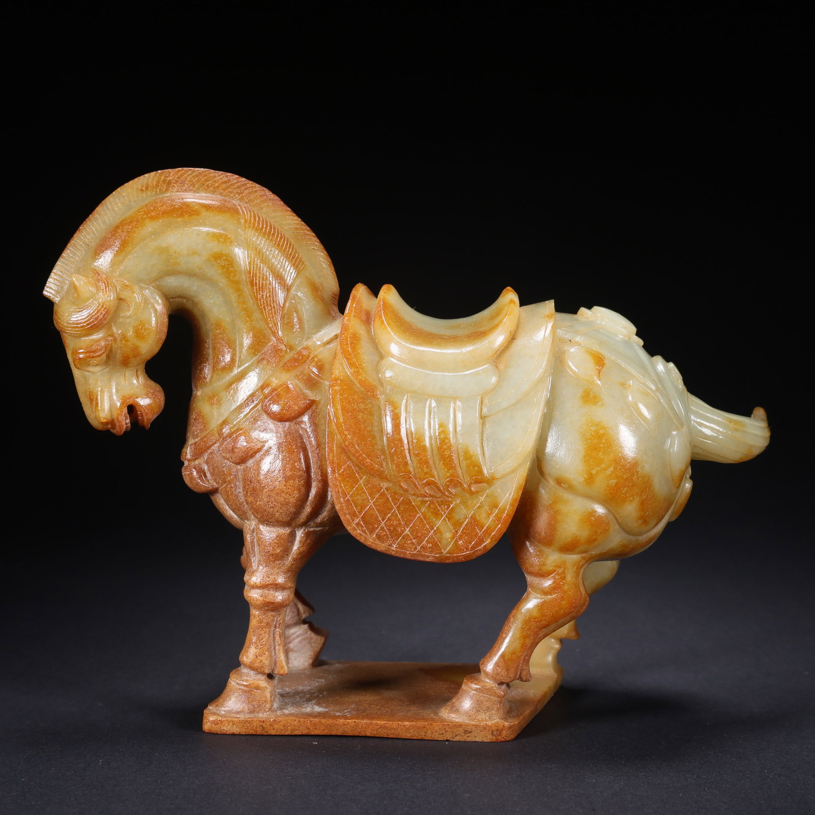 A HETIAN JADE LEFT-STRETCHING HORSE (1 of 9)
