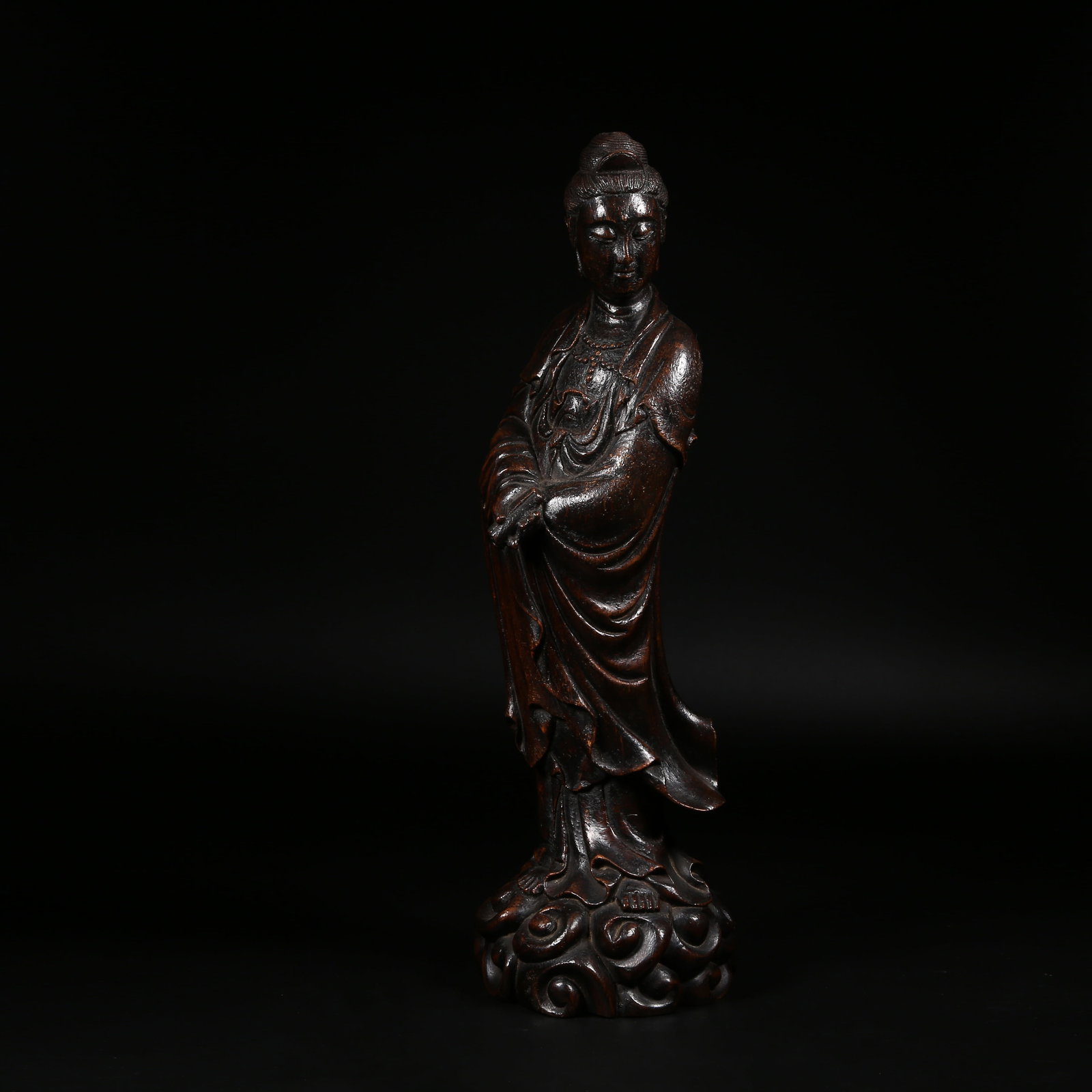 A BAMBOO CARVING STANDING GUANYIN FIGURE (1 of 8)