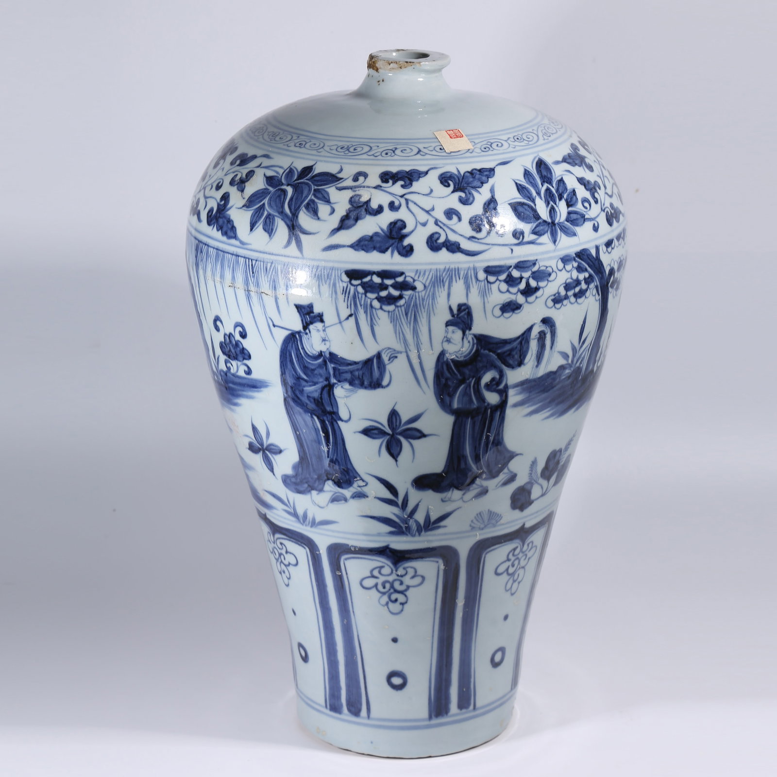 A BLUE-AND-WHITE MEIPING VASE WITH FIGURE AND NARRATIVE SCENE (1 of 10)