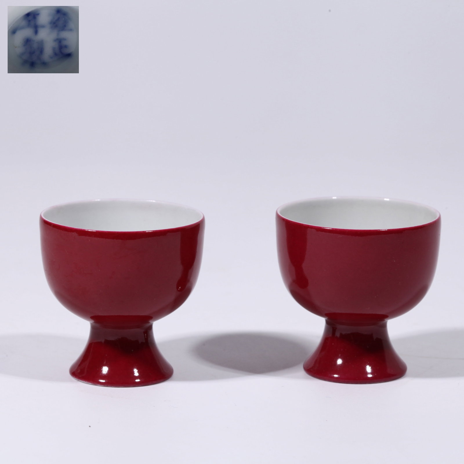 A ROUGE-RED WINE JAR (SET) (1 of 9)