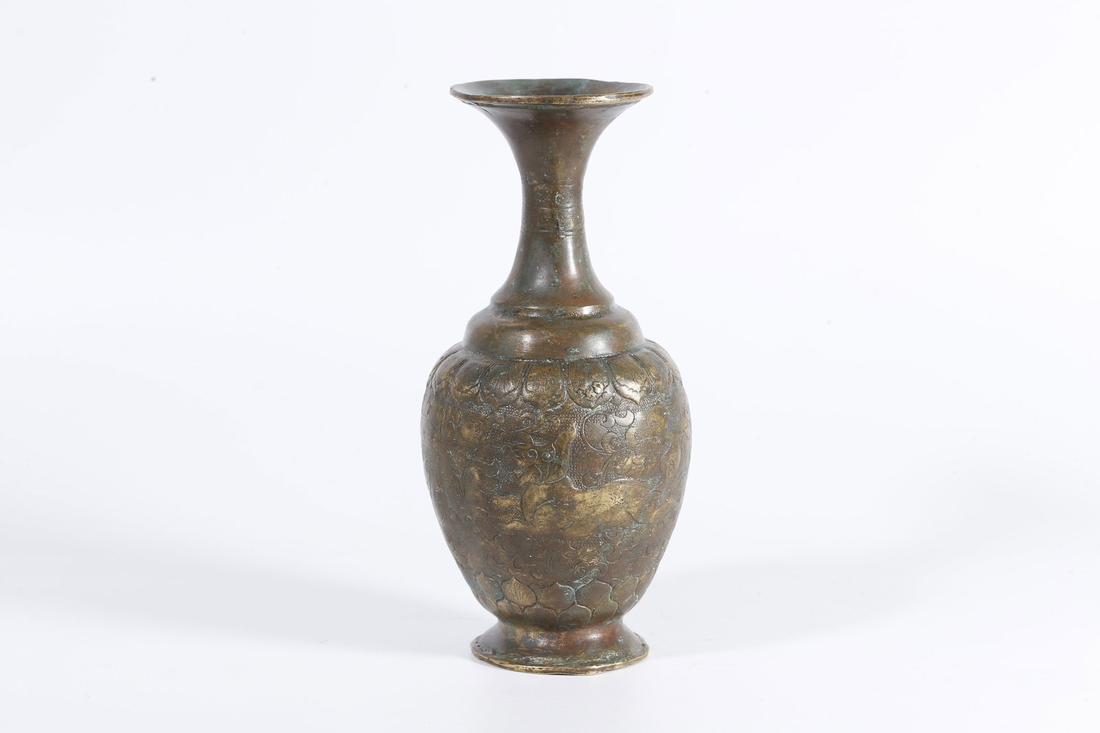 A BRONZE VASE WITH BEAST MOTIFS: Bronze vase with beast motifs