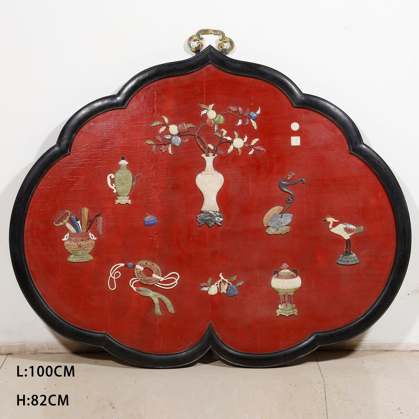A ZITAN WOOD HANGING SCREEN INLAID WITH BAIBAO MISCELLANEOUS TREASURES DESIGN: Zitan Wood Hanging Screen Inlaid with Baibao Miscellaneous Treasures Design