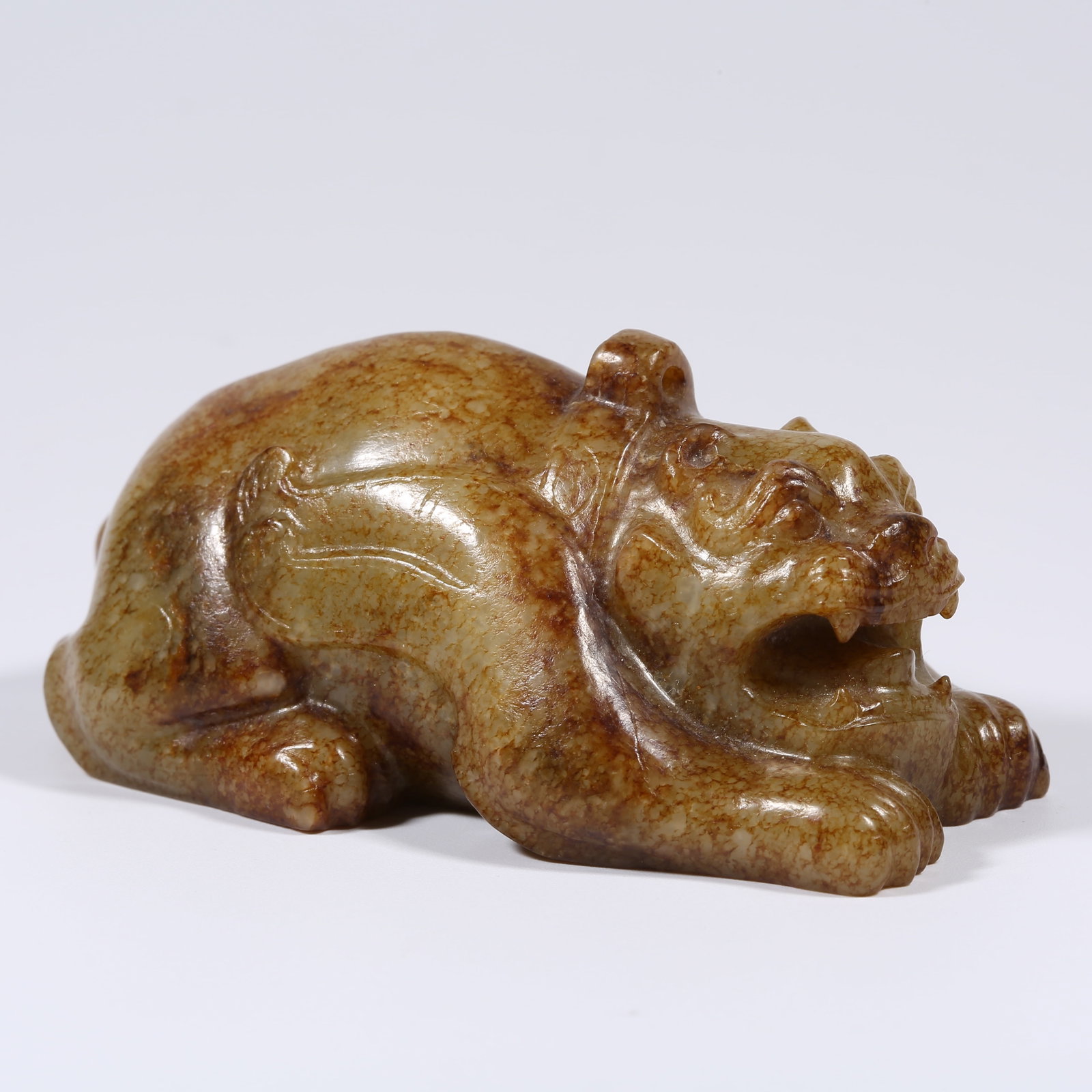 A ANCIENT JADE BEAR TALISMAN (1 of 8)