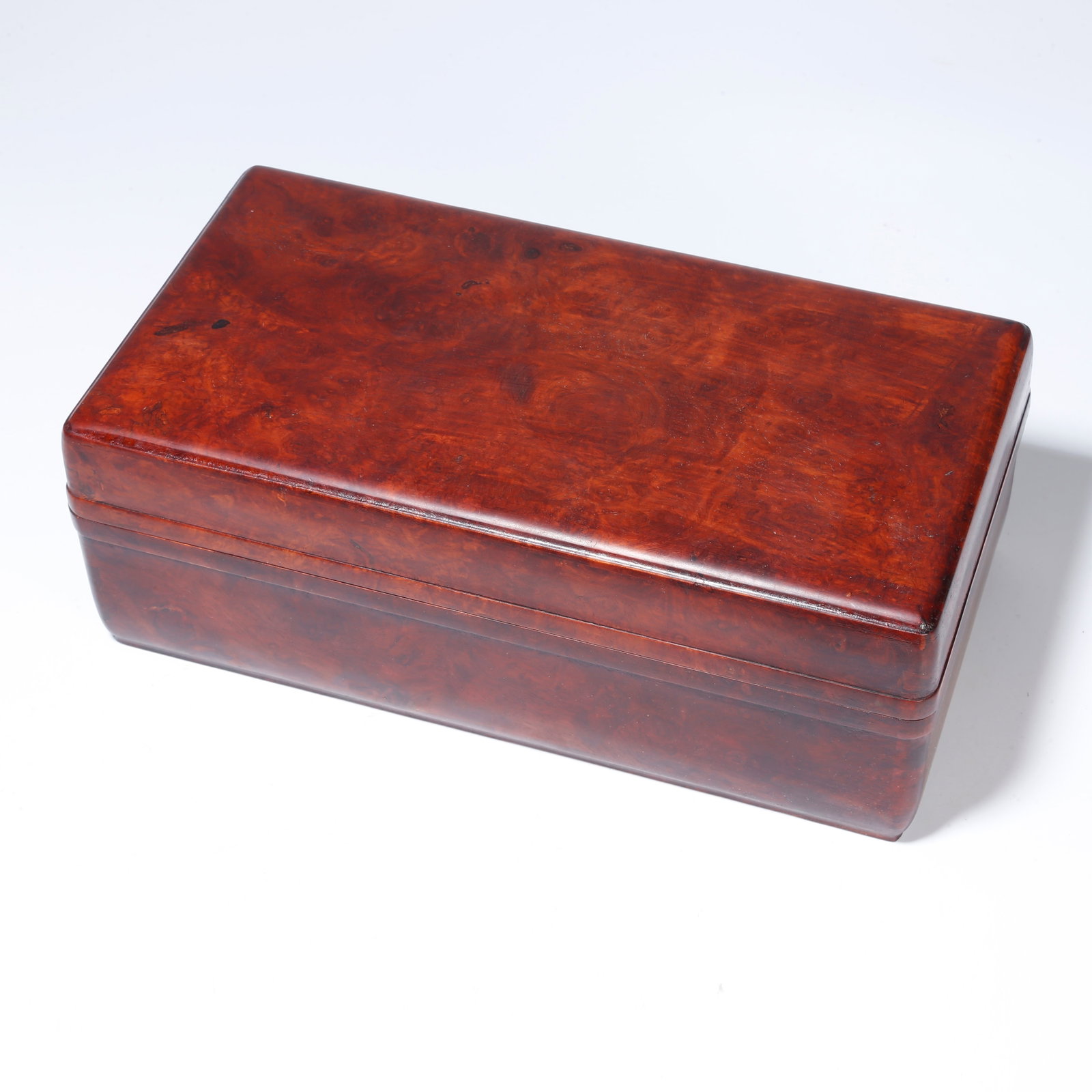A BURLWOOD LIDDED BOX (1 of 9)