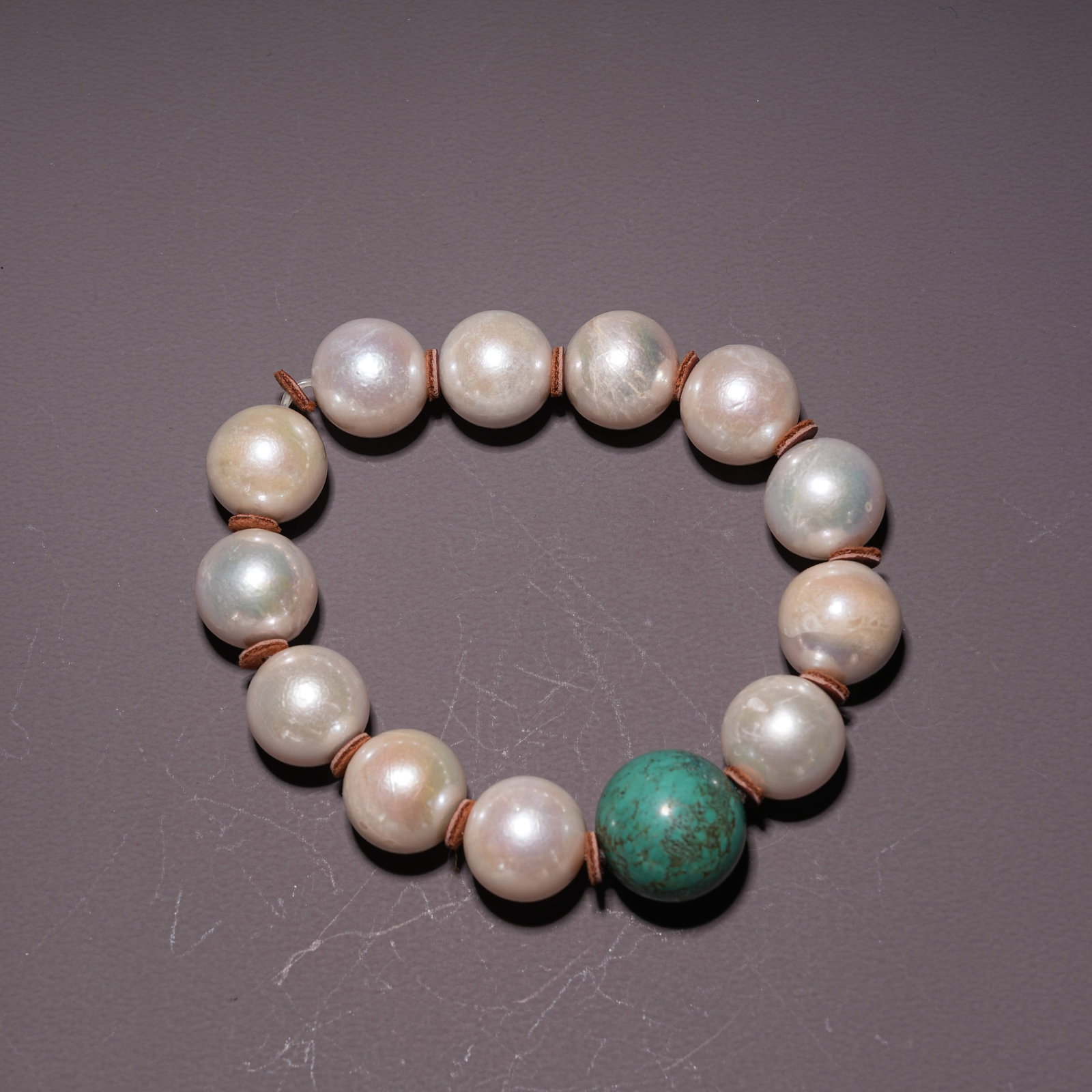 A EASTERN PEARL WRIST BEADS (1 of 7)