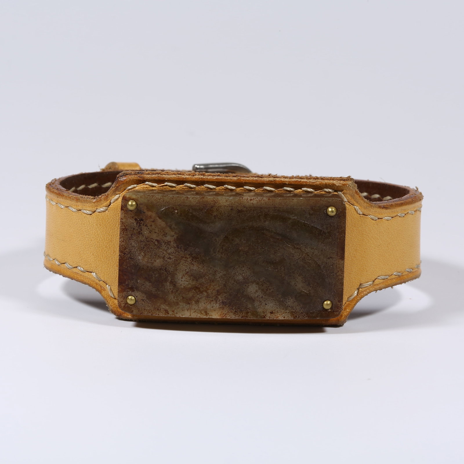A ANCIENT JADE BELT ORNAMENT WITH CHI-DRAGON PATTERN (1 of 7)