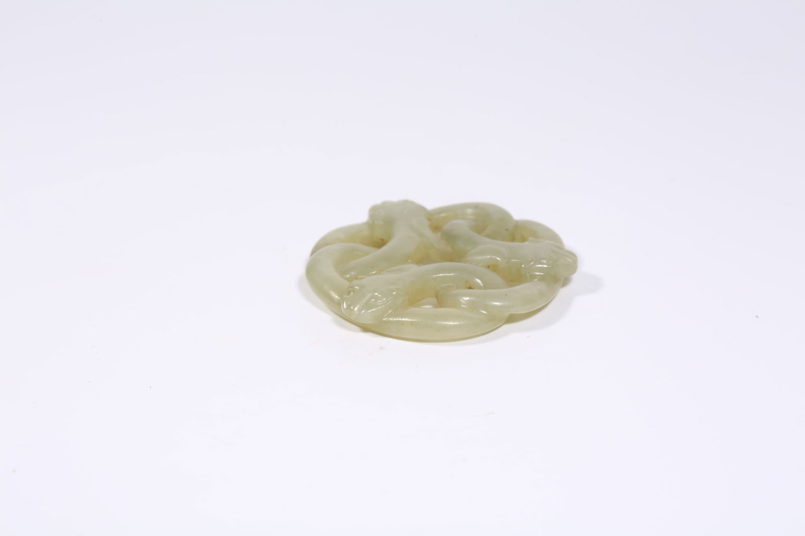 A ANCIENT JADE CHI-DRAGON PATTERN LOOP - 5