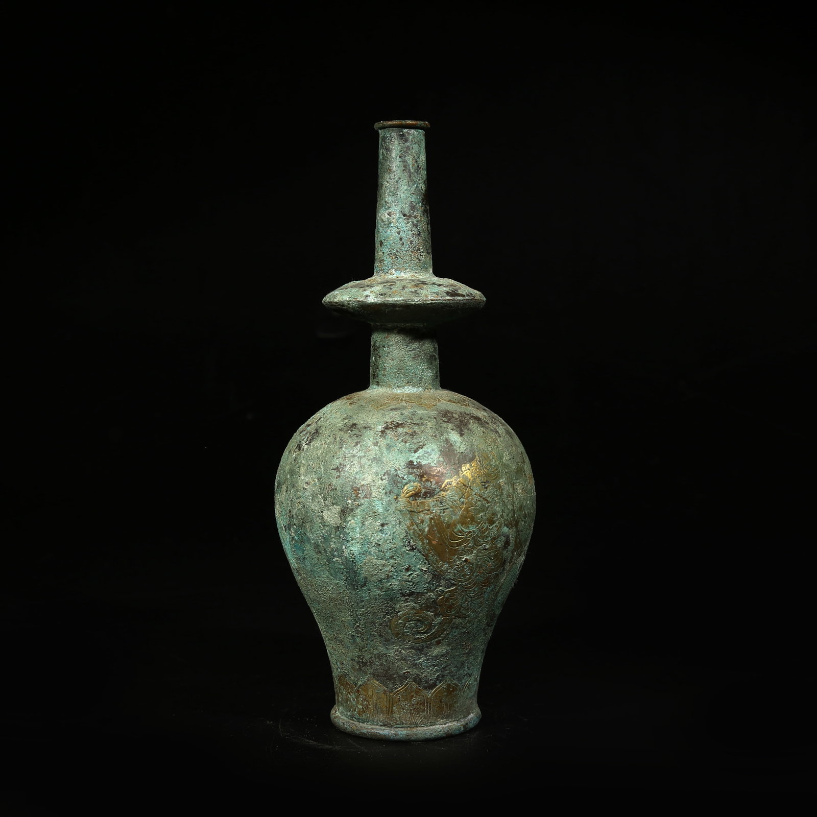 A BRONZE GANLU (NECTAR) VASE WITH PARTIAL GILDING (1 of 9)