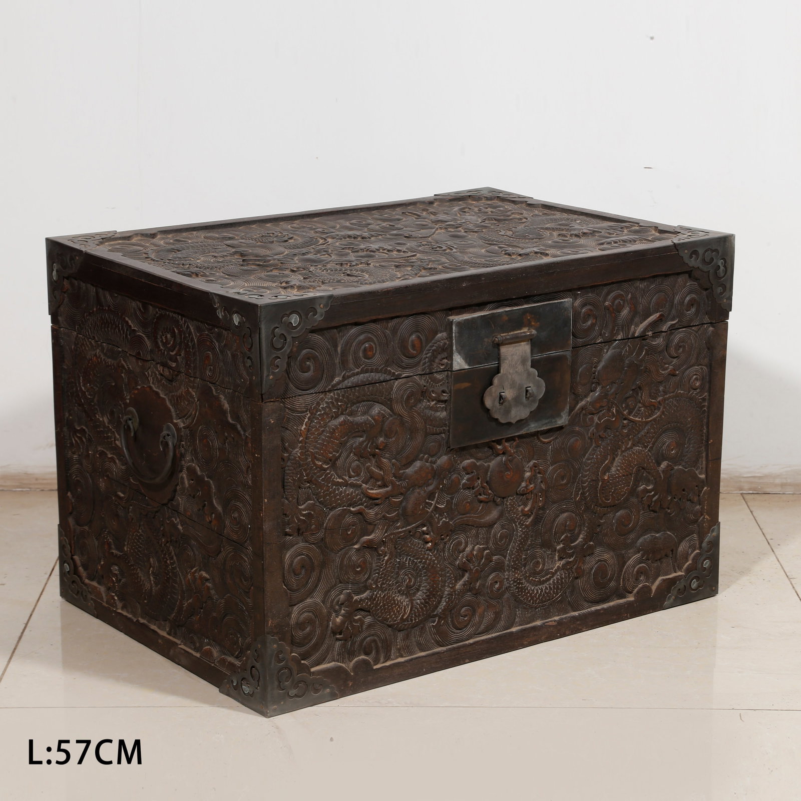 A ZITAN WOOD CHEST WITH CLOUD-AND-DRAGON DESIGN (1 of 11)
