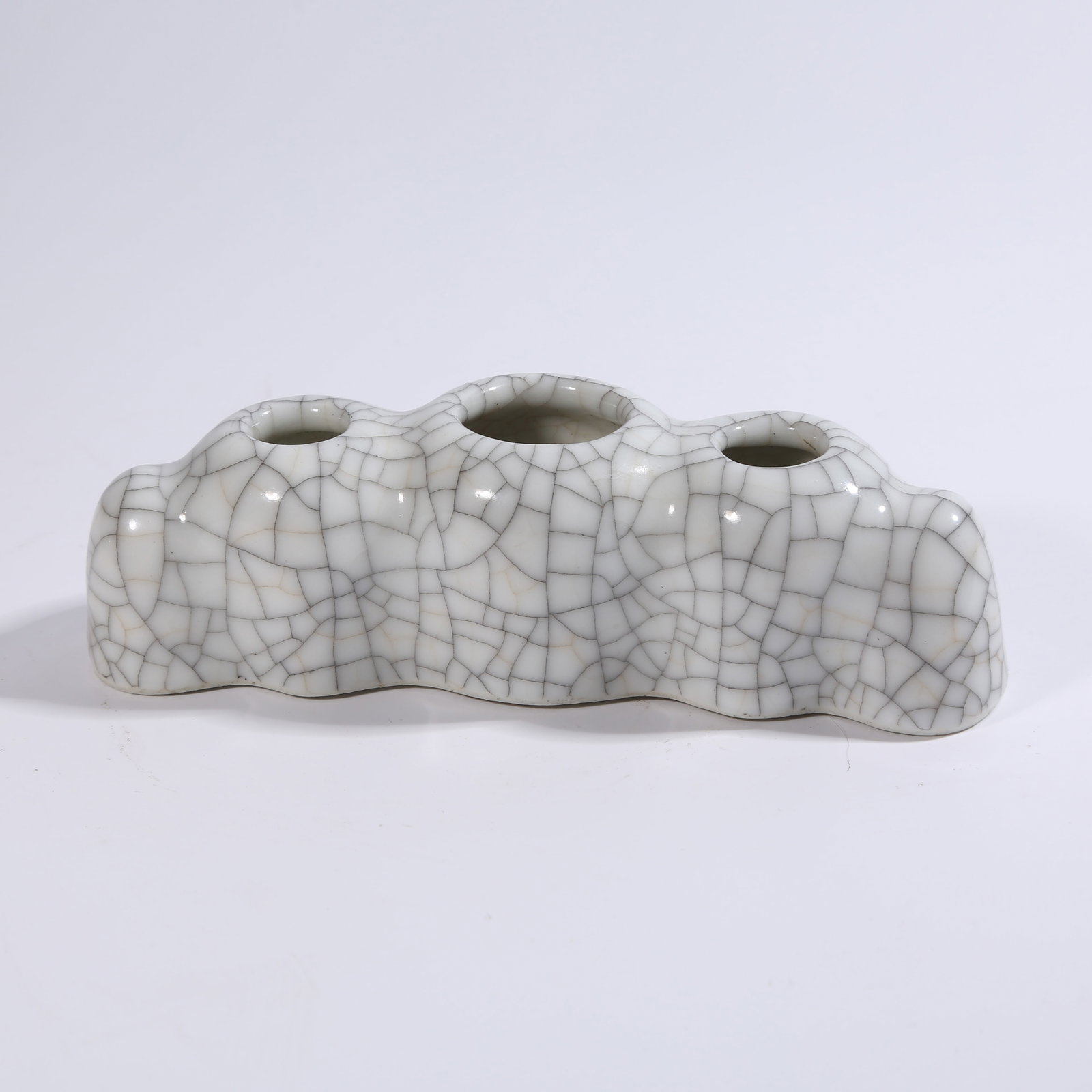 A GE WARE WATER POT AND BRUSH REST (DUAL-PURPOSE) (1 of 9)
