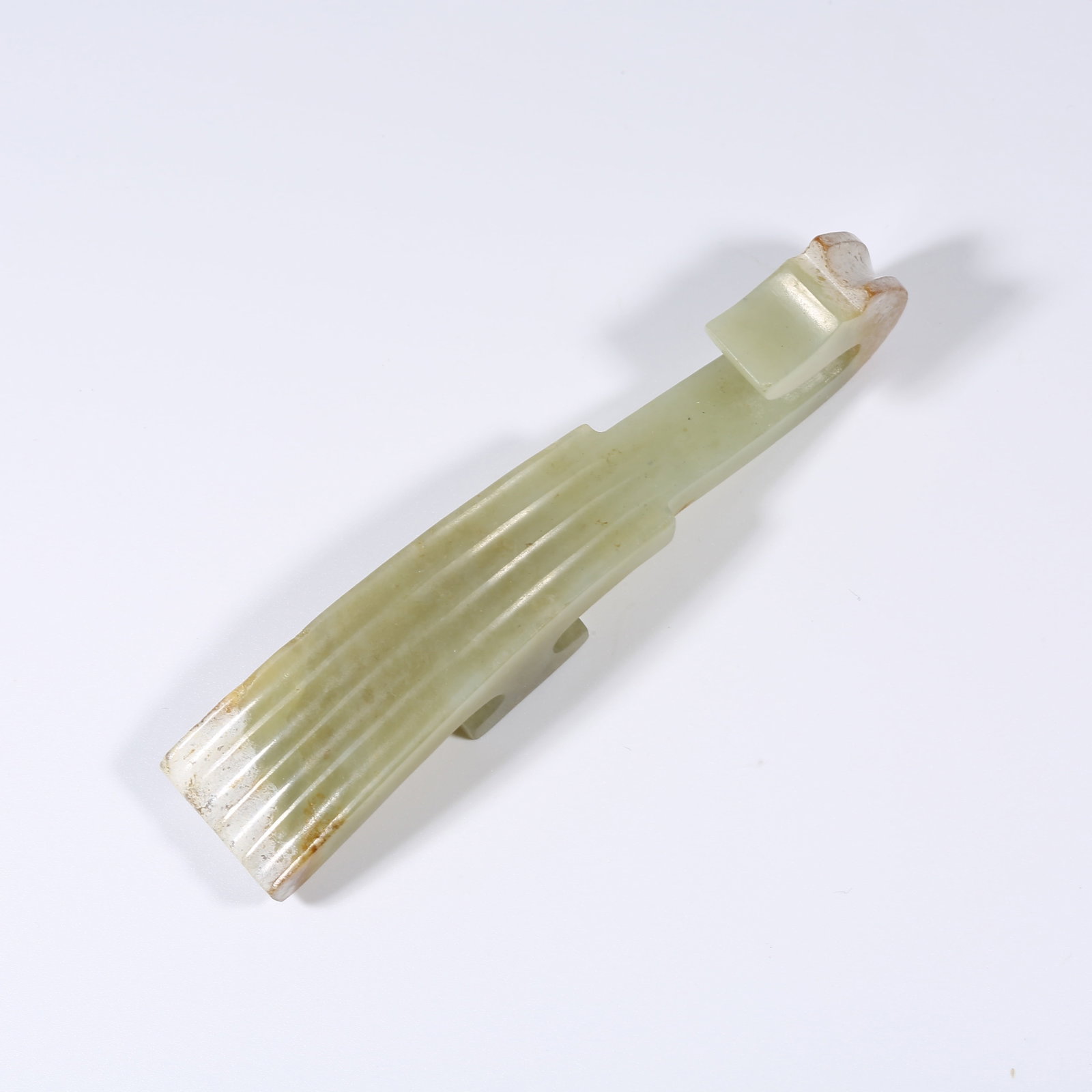 A ANCIENT JADE BELT HOOK (1 of 10)