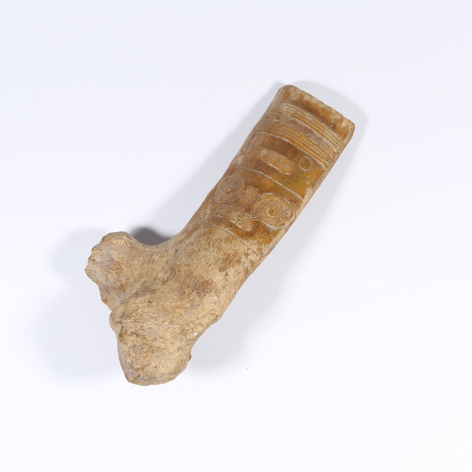 A BONE ARTIFACT FROM LIANGZHU CULTURE: Bone Artifact from Liangzhu Culture