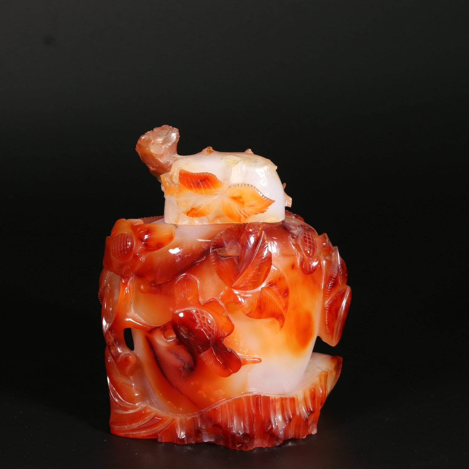 A AGATE COVERED VASE WITH FLORAL DESIGN (1 of 11)