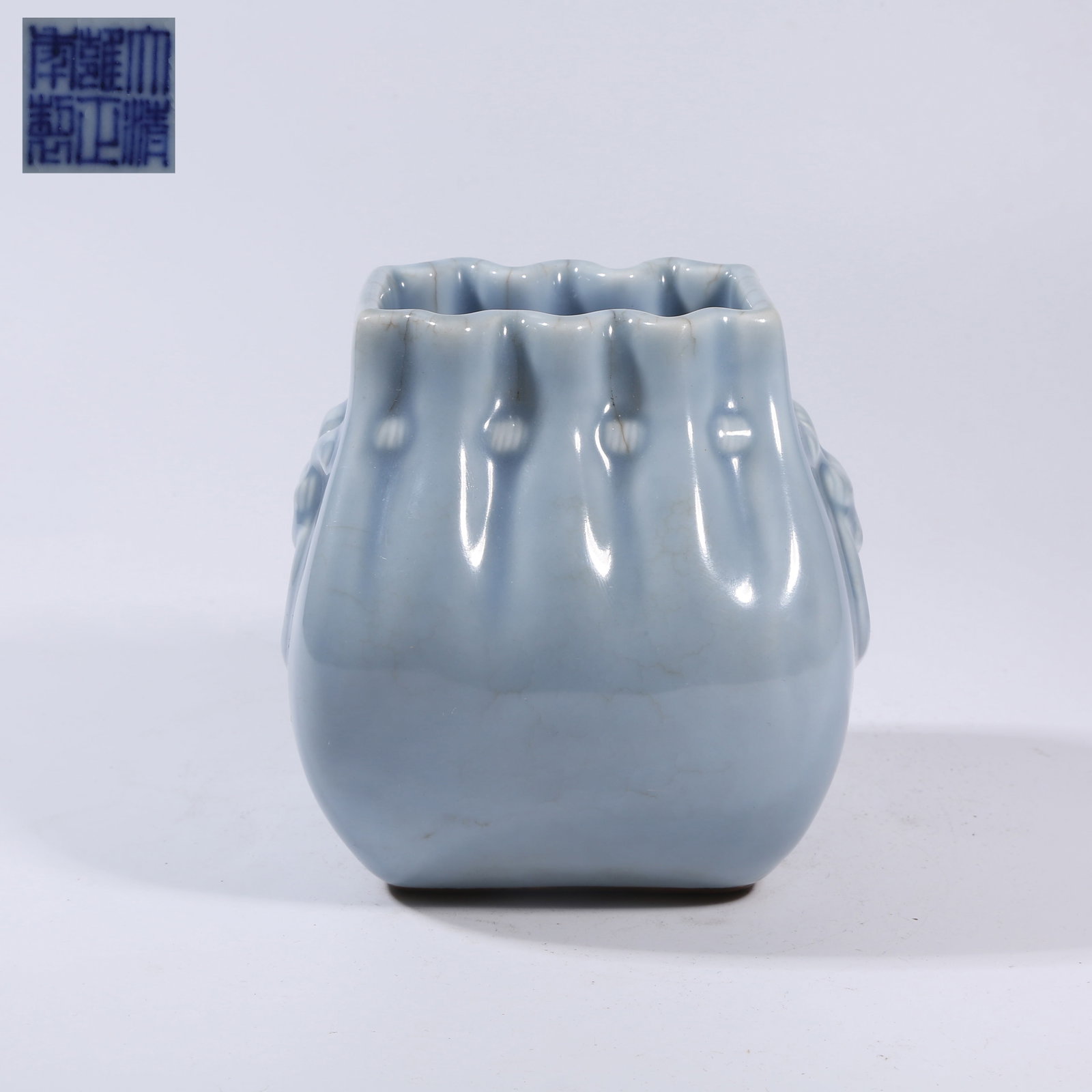 A TIANQING-GLAZED WRAPPED-BUNDLE JAR (1 of 9)