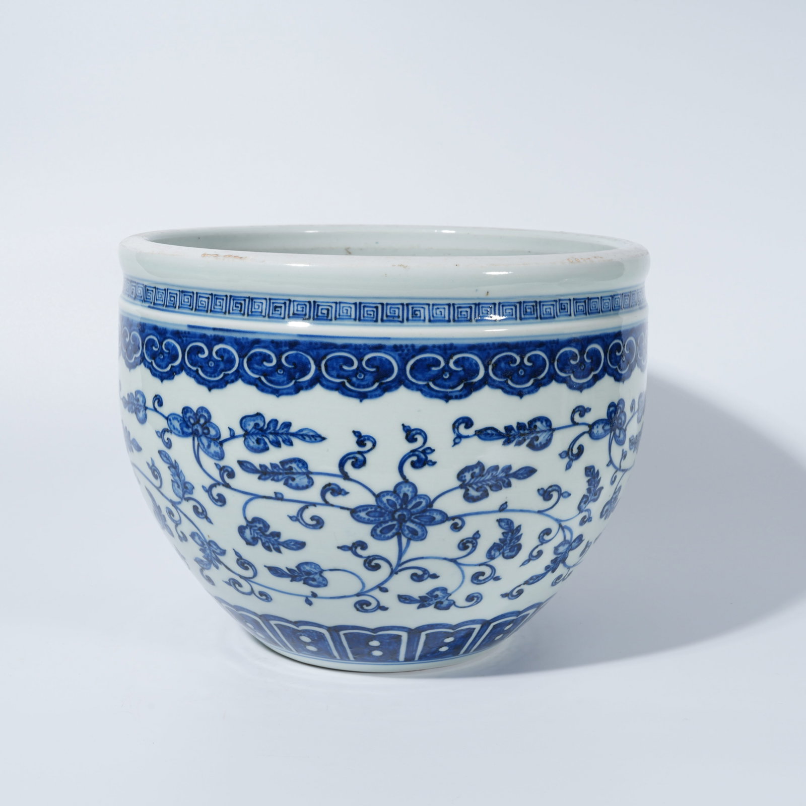 A BLUE-AND-WHITE JAR WITH LIAN-ZHI FLOWER MOTIF: Blue-and-White Jar with Lian-Zhi Flower Motif