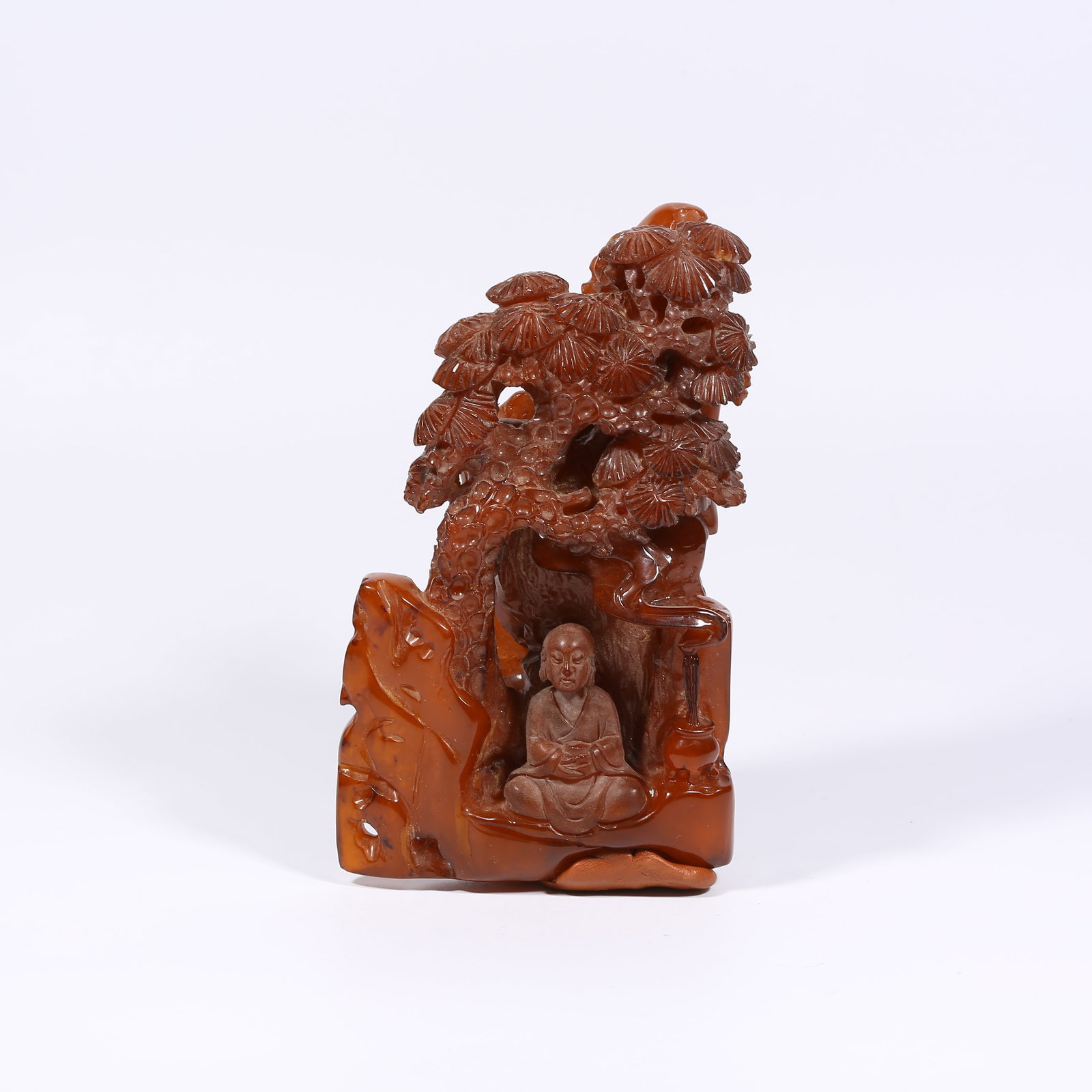 A AMBER CARVING OF ARHATS: Amber Carving of Arhats