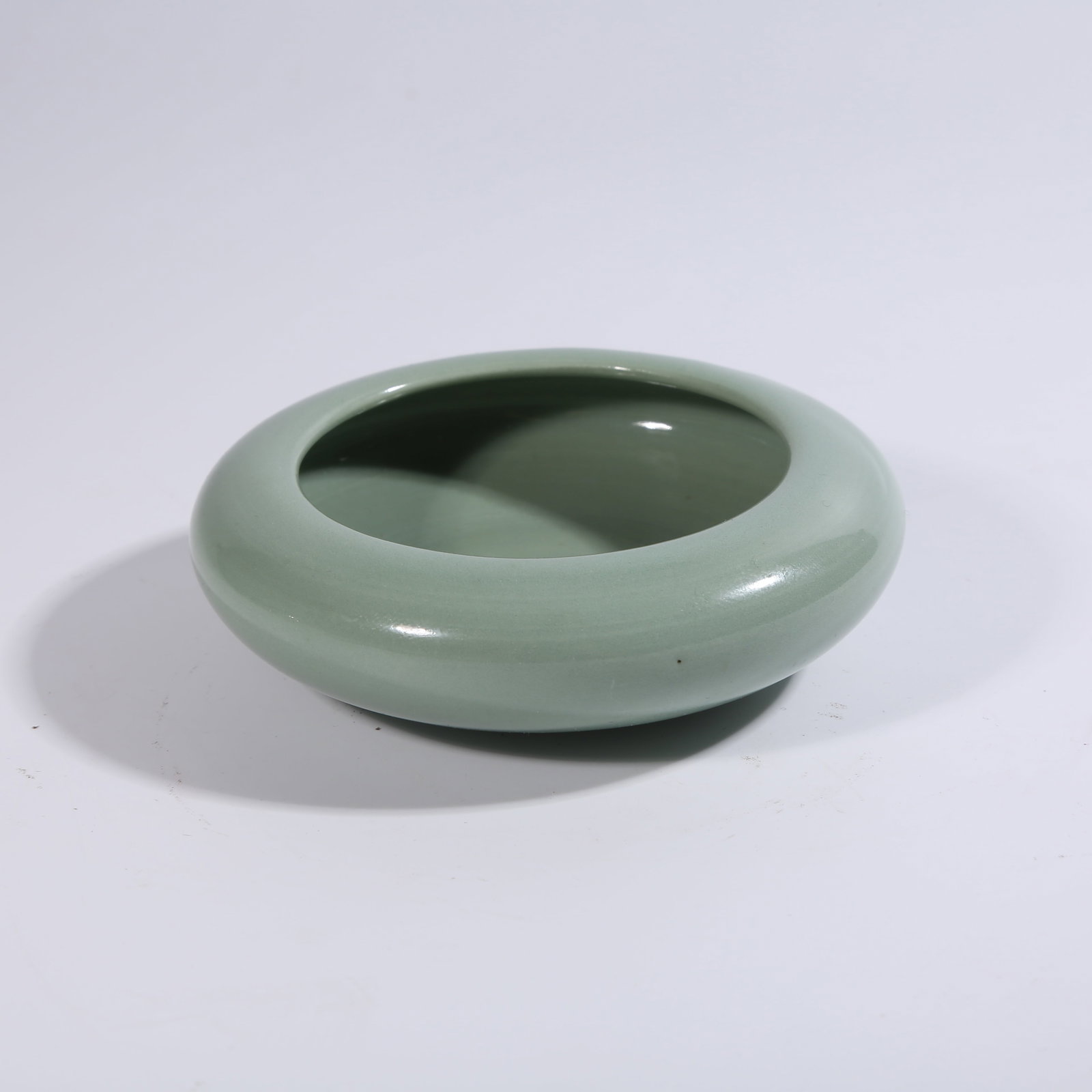 A LONGQUAN KILN BRUSH WASHER (1 of 9)