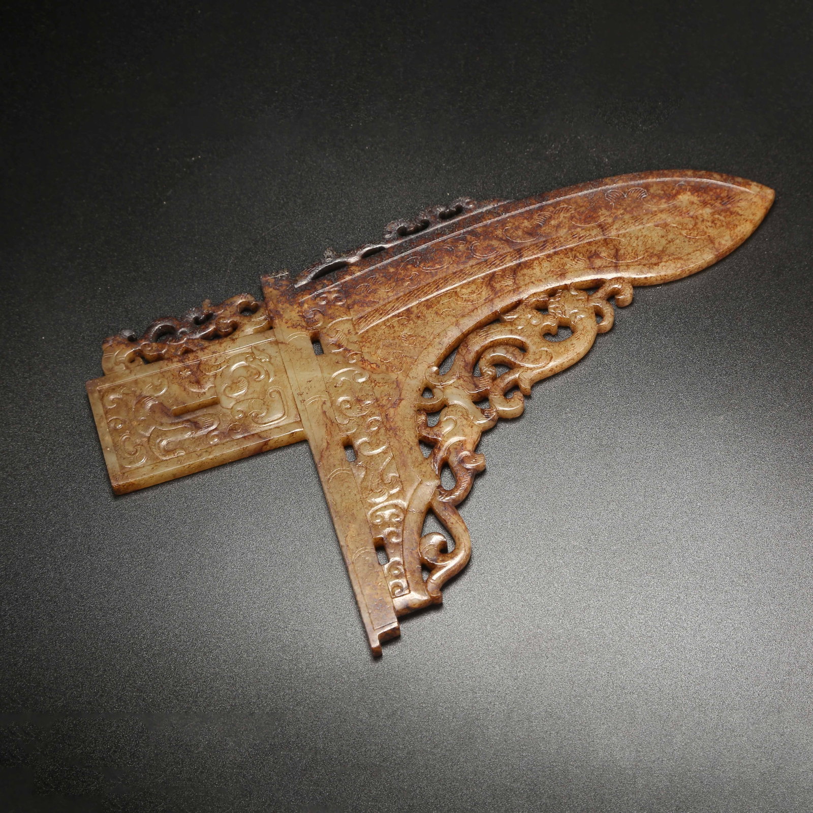 A ANCIENT JADE HALBERD (GE) (1 of 8)