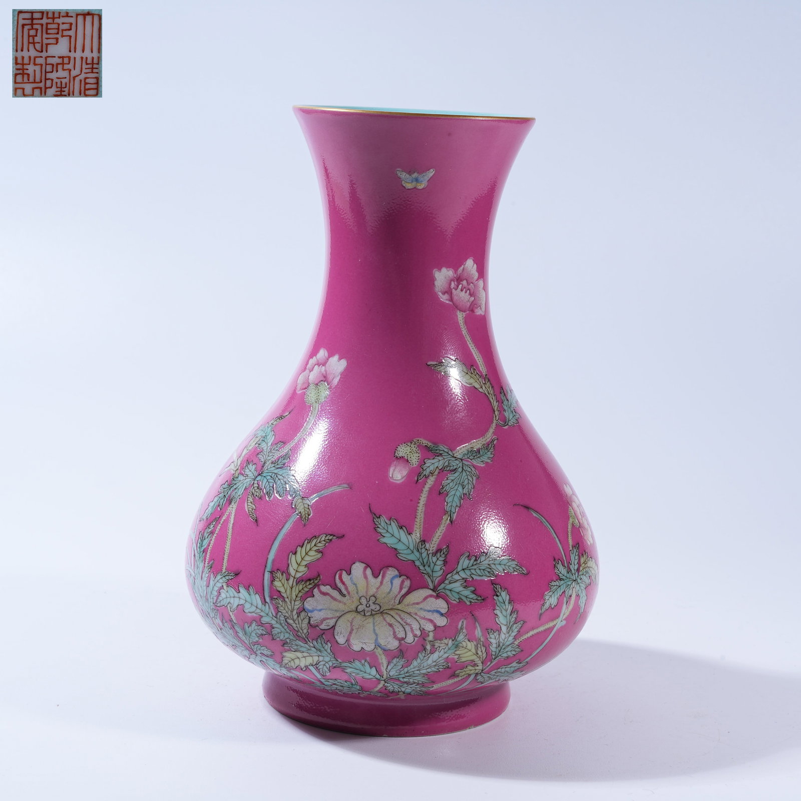A ROSE-RED GROUND FAMILLE ROSE VASE WITH FLORAL DESIGN FOR APPRECIATION (1 of 9)