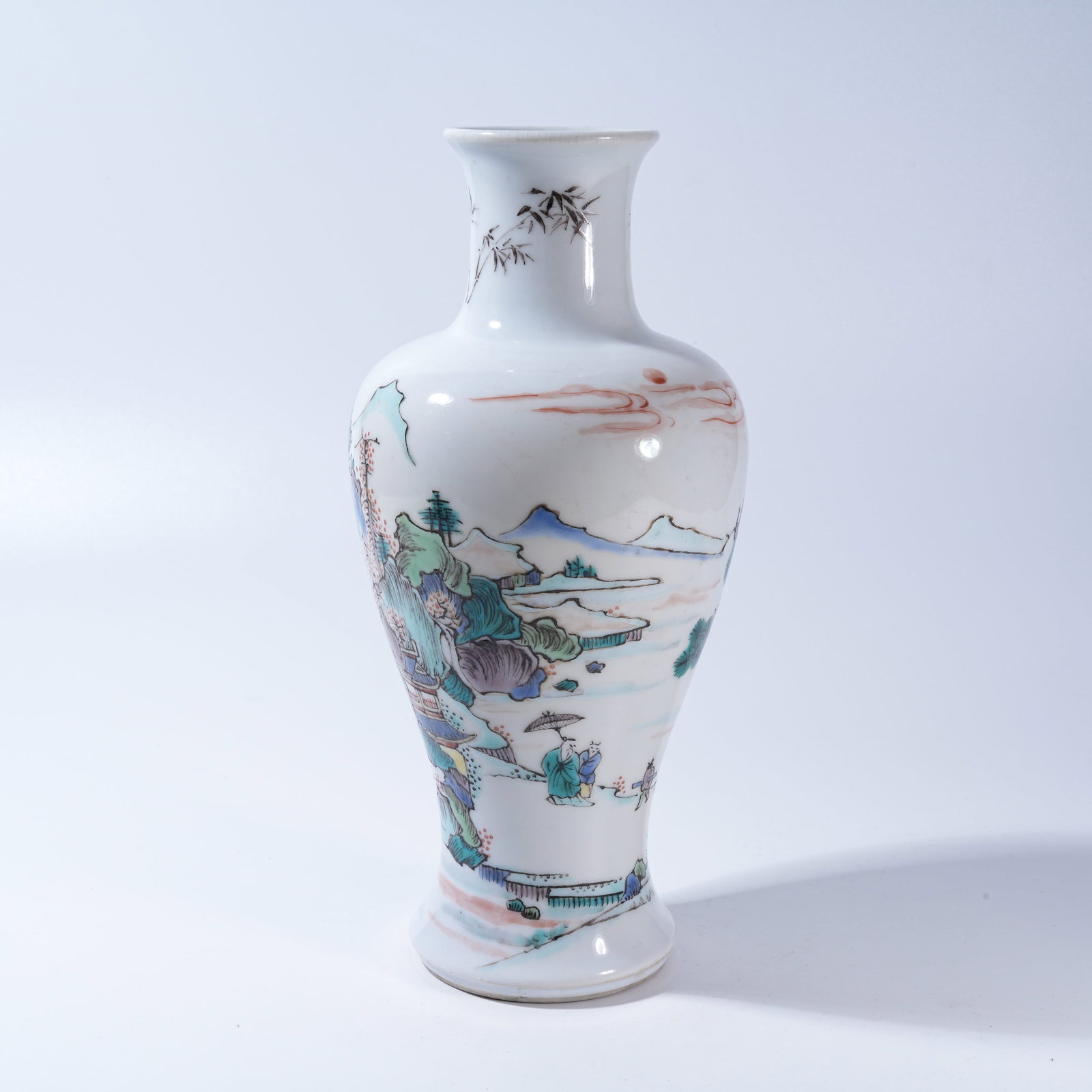 A WUCAI VASE WITH LANDSCAPE AND PAVILION DESIGN FOR APPRECIATION: Wucai Vase with Landscape and Pavilion Design for Appreciation