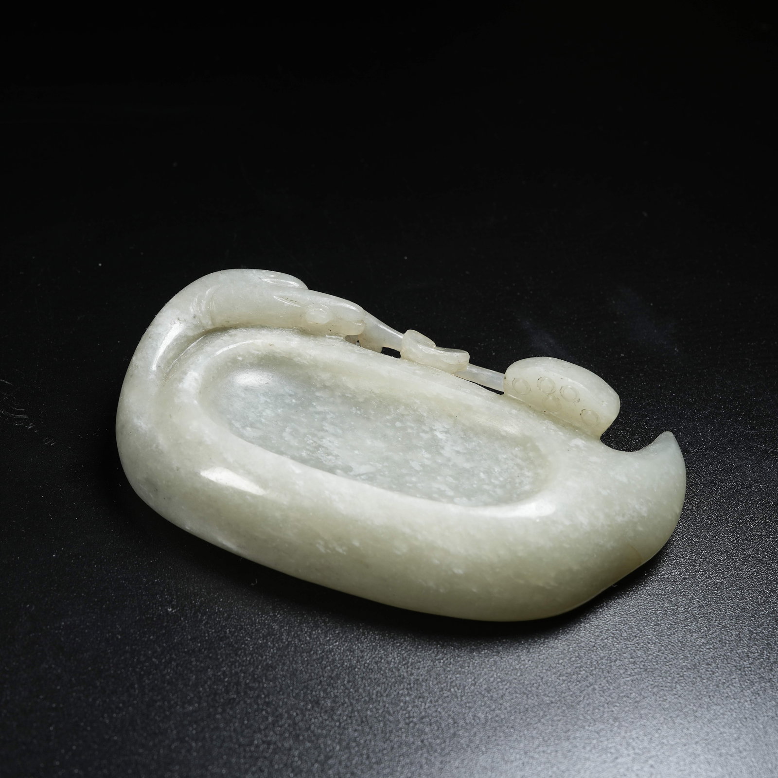 A HOTAN JADE WATER VESSEL WITH CRANE, STRING AND GANODERMA LUCIDUM PATTERN: Hotan Jade Water Vessel with Crane, String and Ganoderma Lucidum Pattern