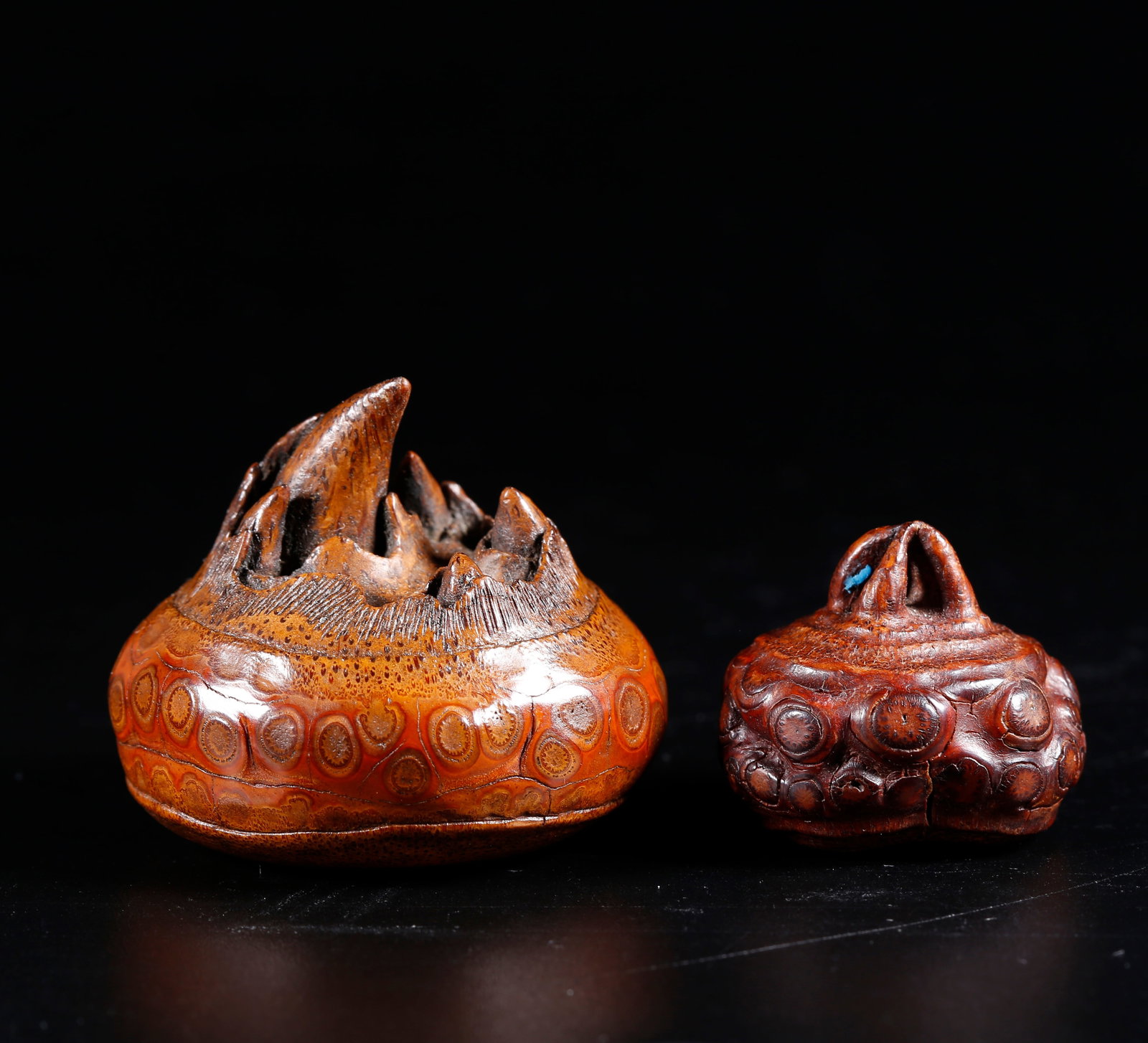 A BAMBOO ROOT CARVED WATER CHESTNUT (1 of 9)