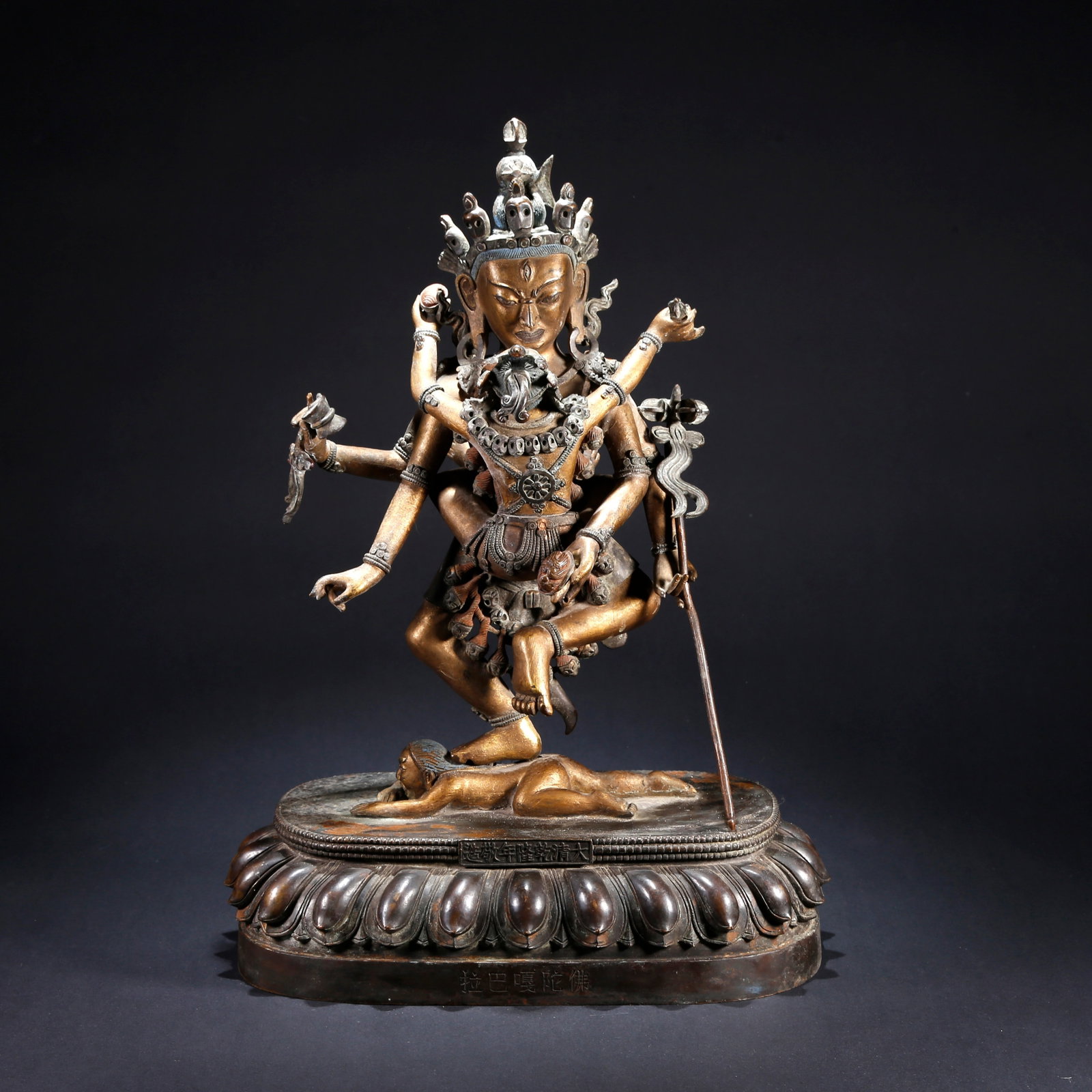 A GILT BRONZE YAB-YUM STATUE (1 of 9)