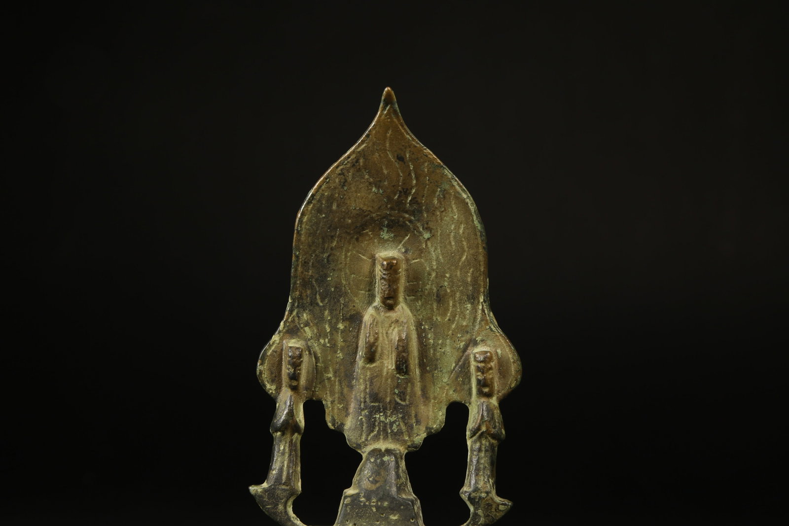 A BRONZE PANEL BUDDHA LAMP STATUE - 2