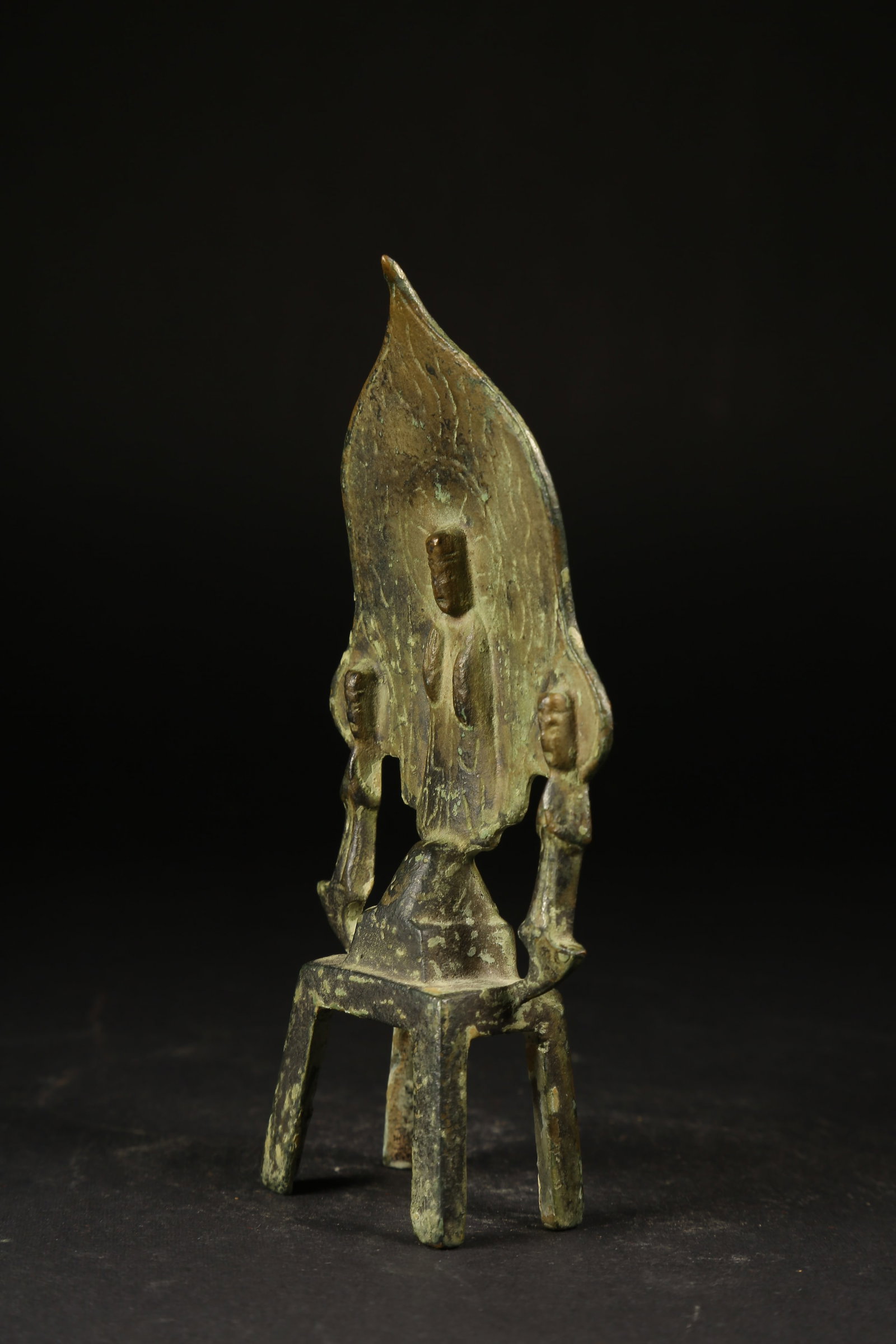 A BRONZE PANEL BUDDHA LAMP STATUE - 5