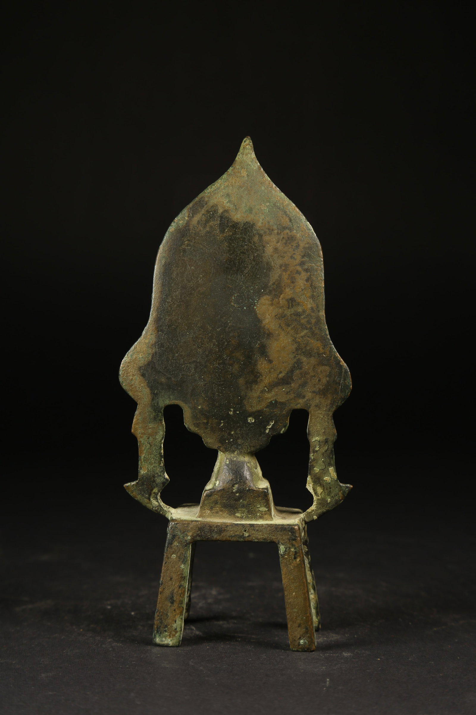 A BRONZE PANEL BUDDHA LAMP STATUE - 6