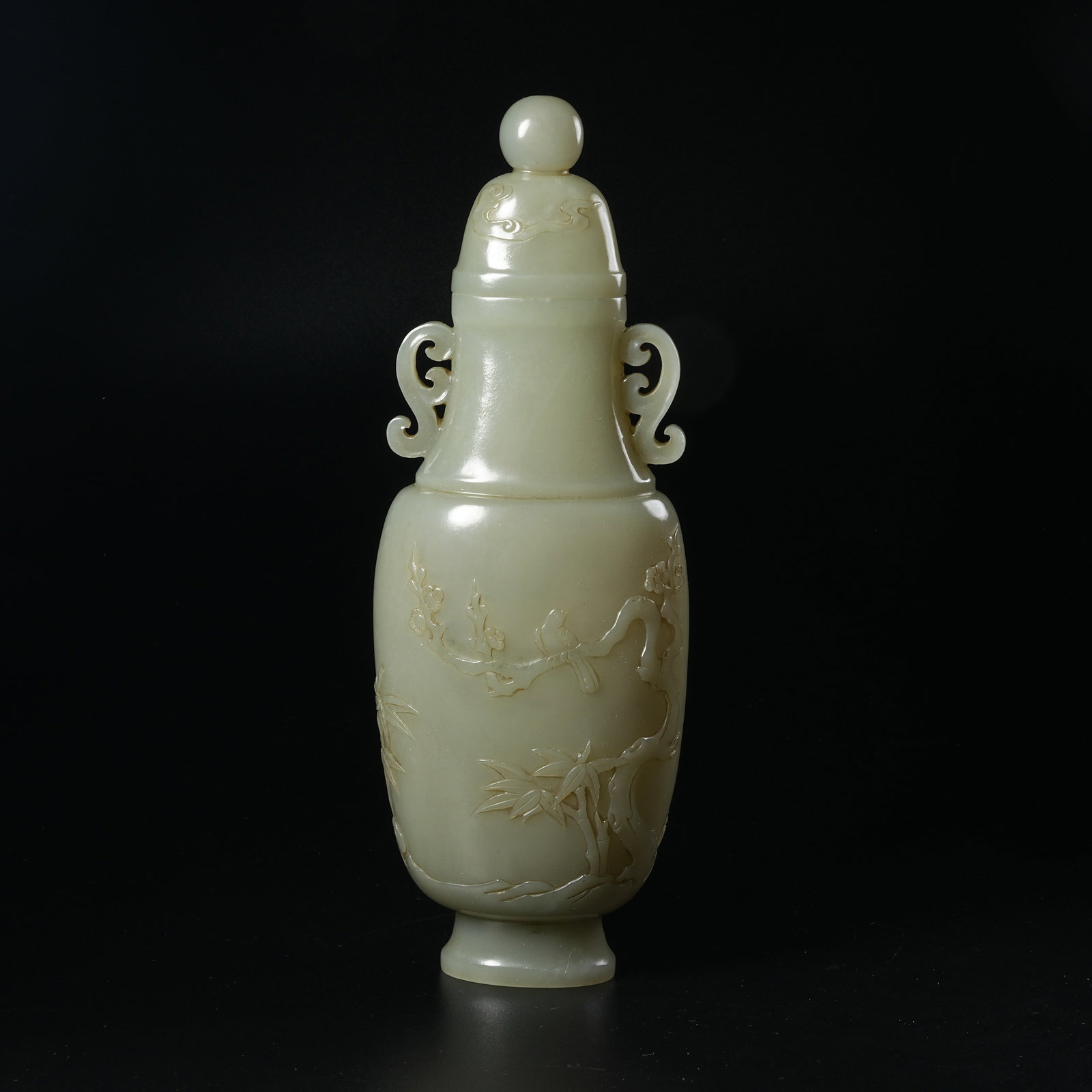 A HETIAN JADE COVERED VASE WITH MAGPIE ON PLUM BLOSSOM PATTERN: Hetian Jade Covered Vase with Magpie on Plum Blossom Pattern