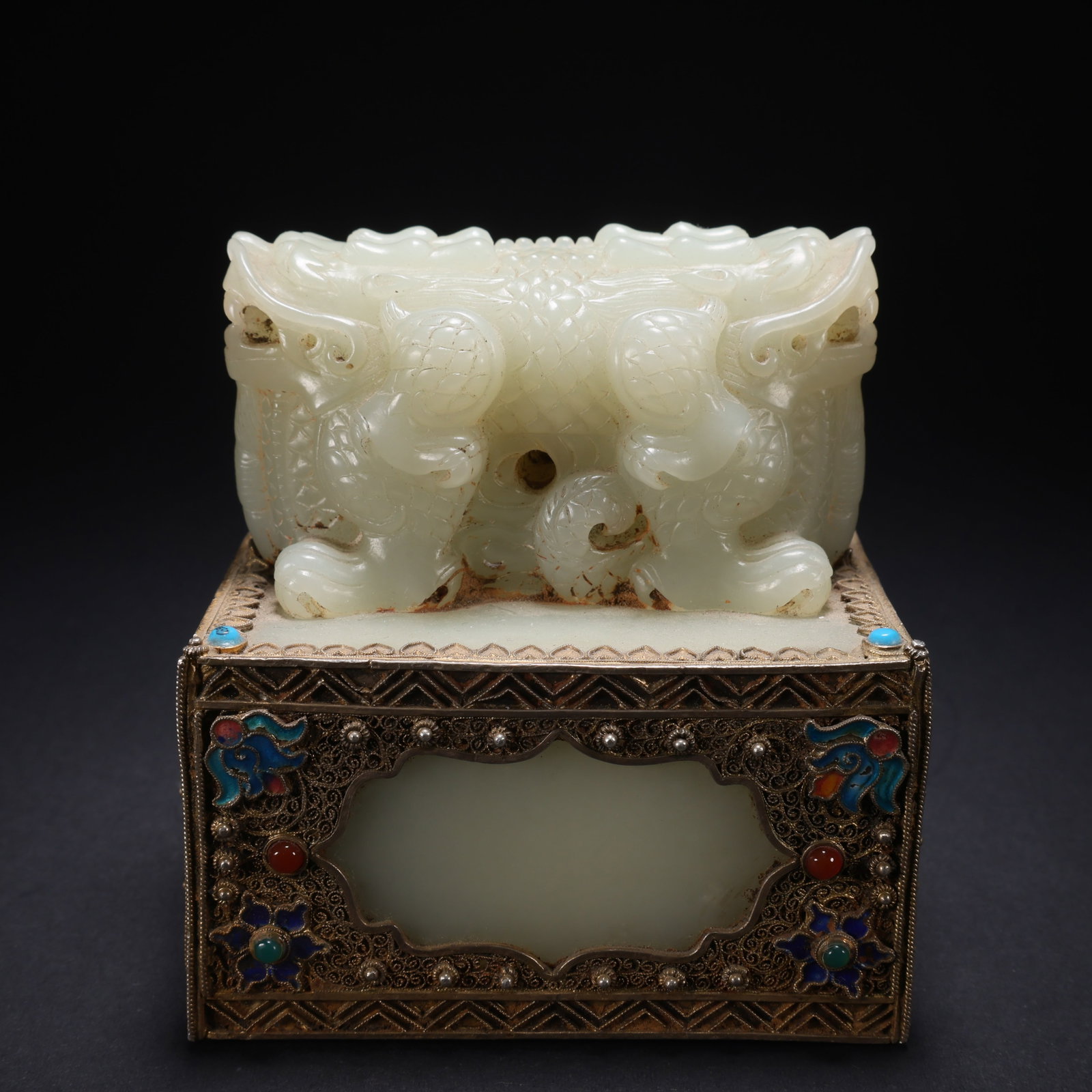 A HETIAN JADE GILT-SILVER CLOISONNÉ GEM-INLAID DOUBLE-DRAGON SEAL: Hetian Jade Gilt-Silver Cloisonné Gem-Inlaid Double-Dragon Seal