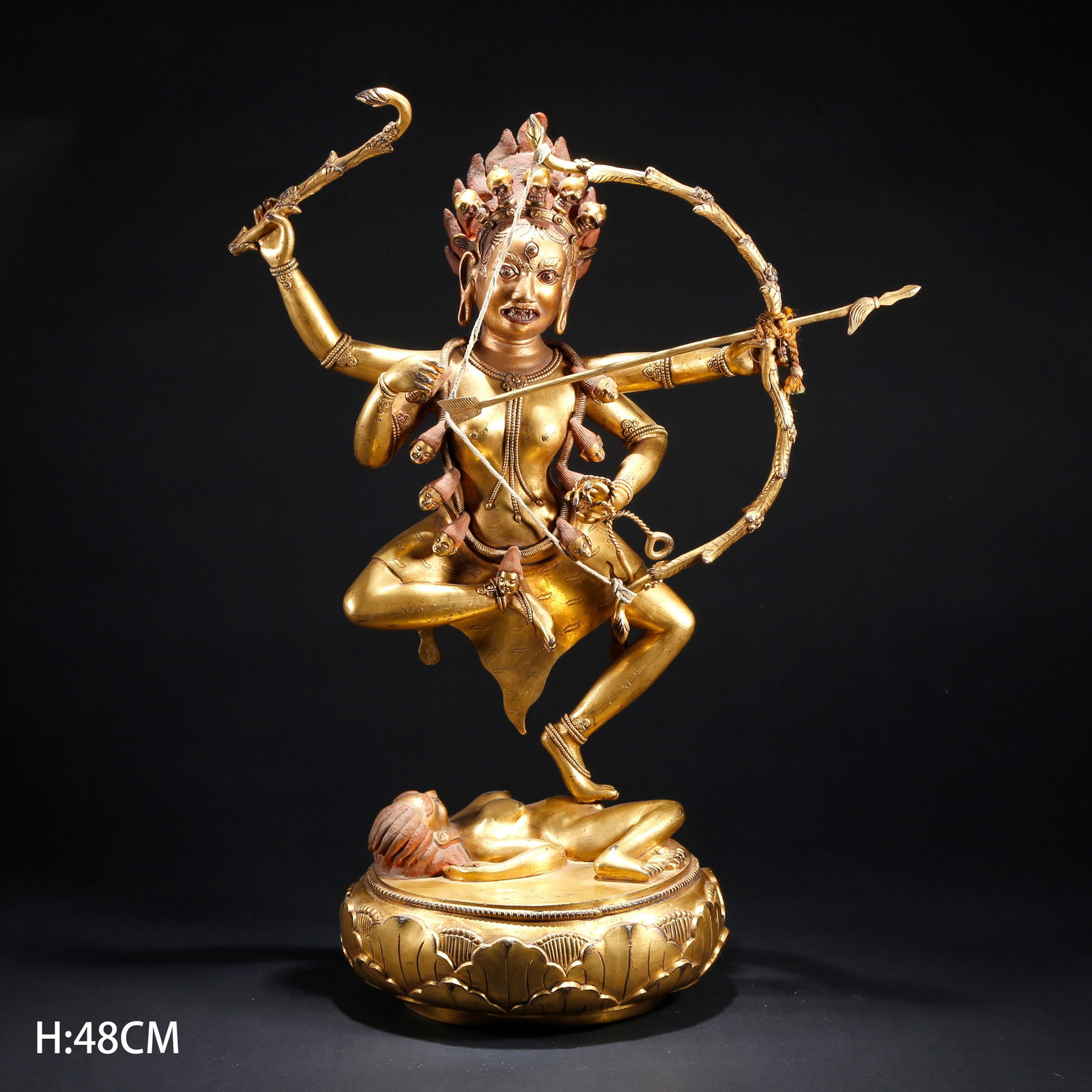 A GILT BRONZE KURUKULLA STATUE (1 of 8)