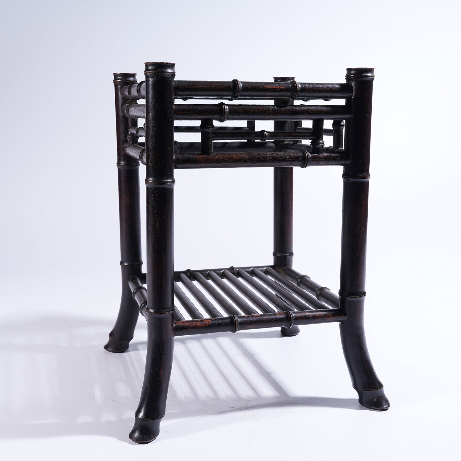 A ZITAN BAMBOO-JOINT FORM STAND (1 of 9)