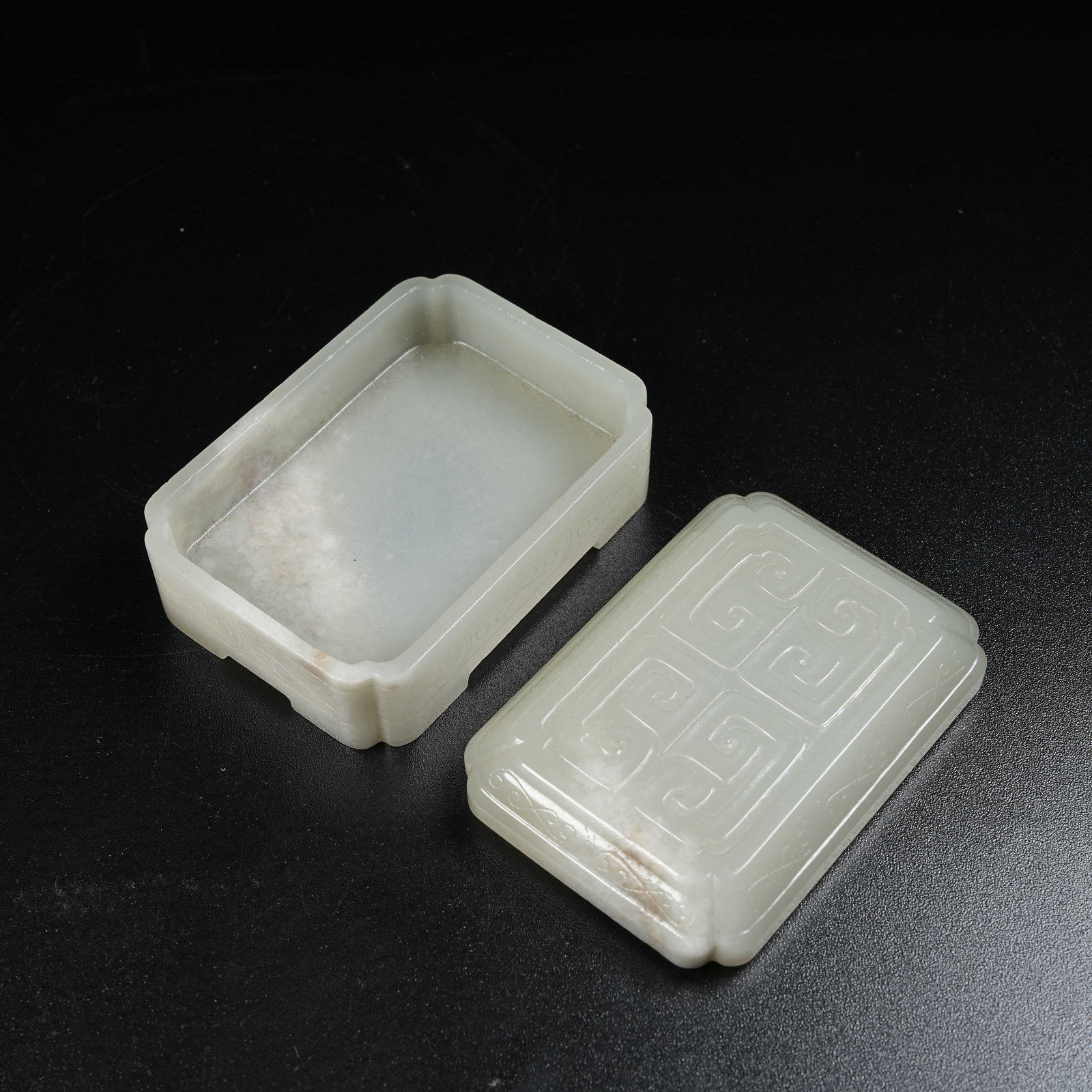 A HOTAN JADE COVERED BOX (1 of 8)