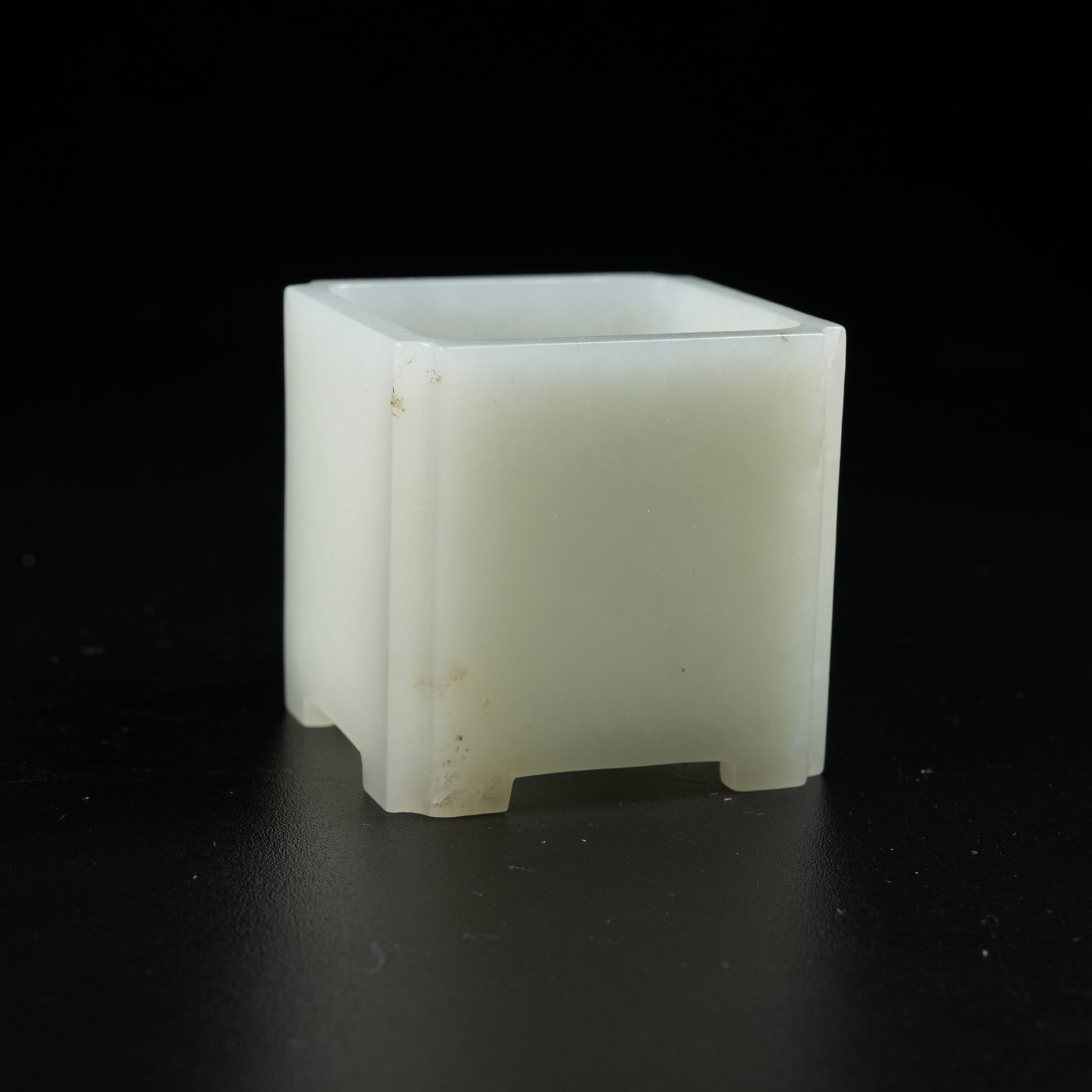 A HOTAN JADE SQUARE WATER VESSEL (1 of 9)