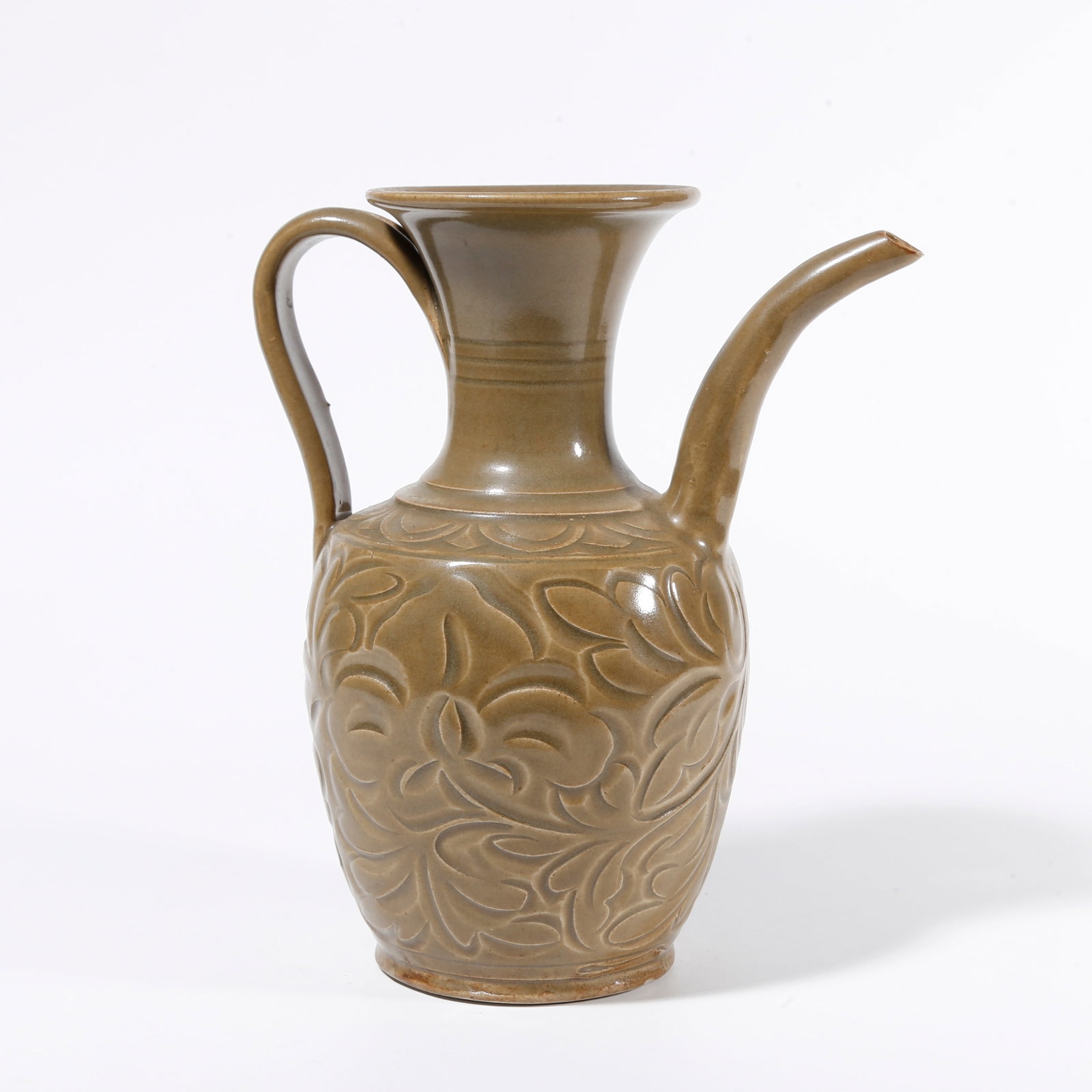 A YAOZHOU WARE EWER WITH FLORAL PATTERN: Yaozhou Ware Ewer with Floral Pattern