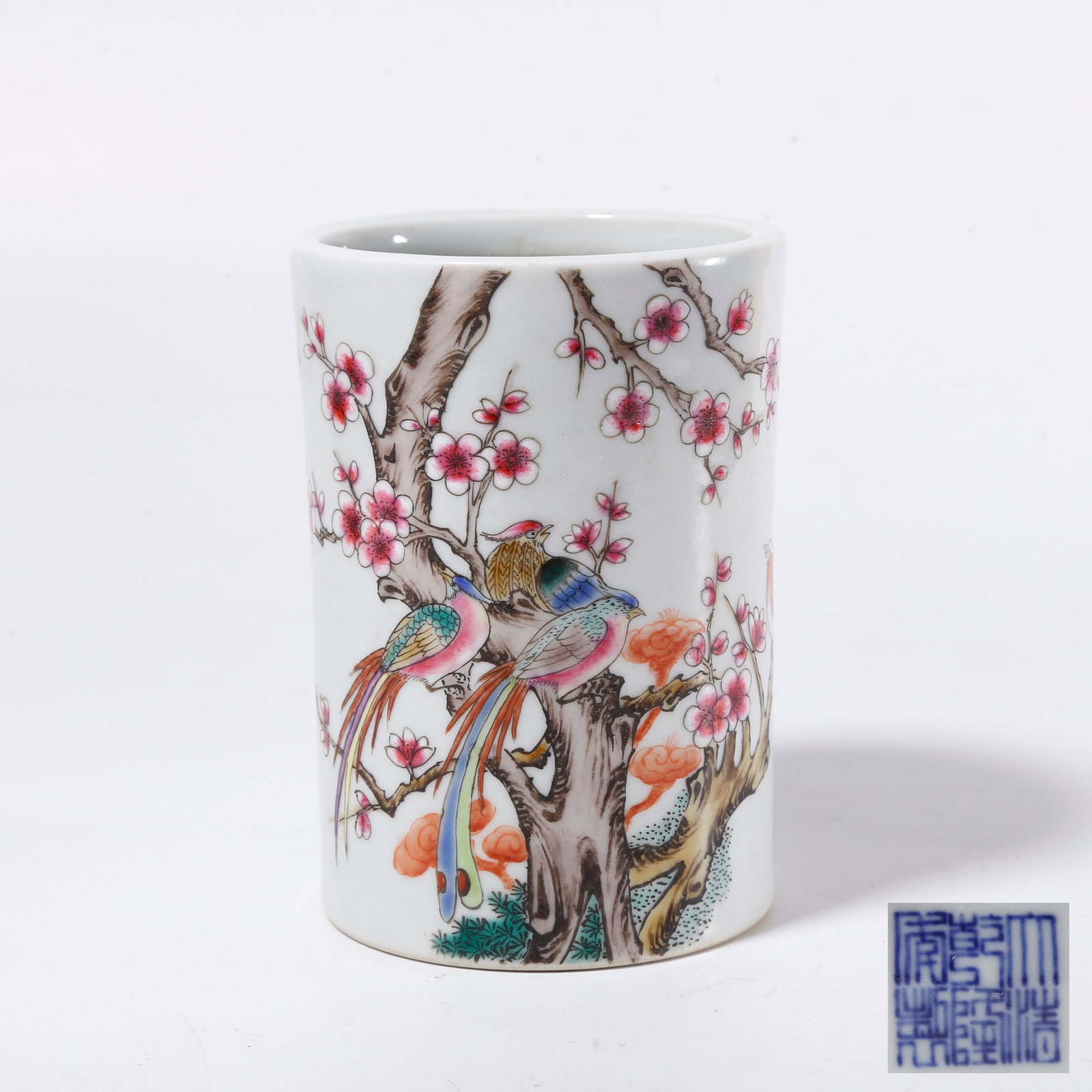 A FAMILLE ROSE BRUSH POT WITH FLOWER AND BIRD PATTERN: Famille Rose Brush Pot with Flower and Bird Pattern