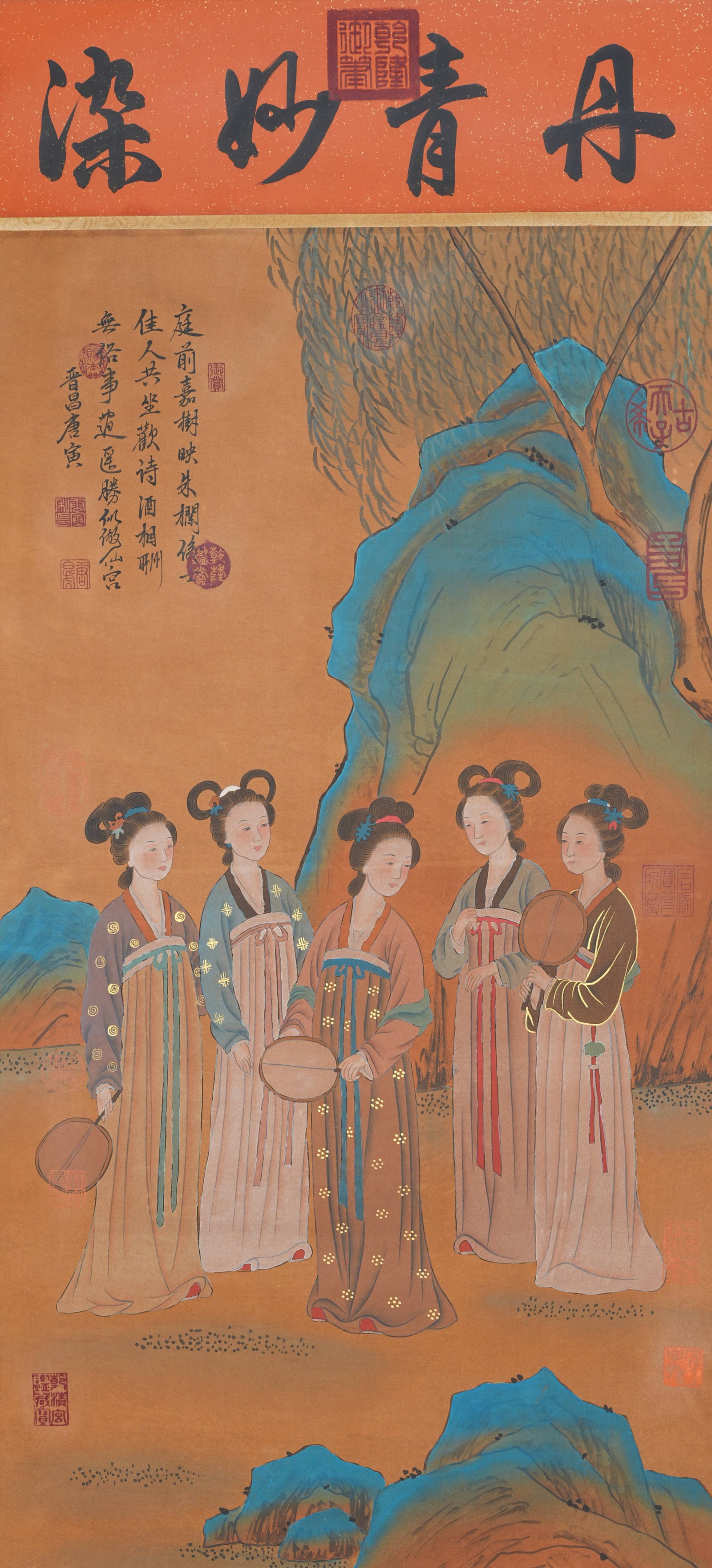 A BEAUTY PAINTING ON SILK BY TANG BOHU.唐伯虎 (1 of 8)