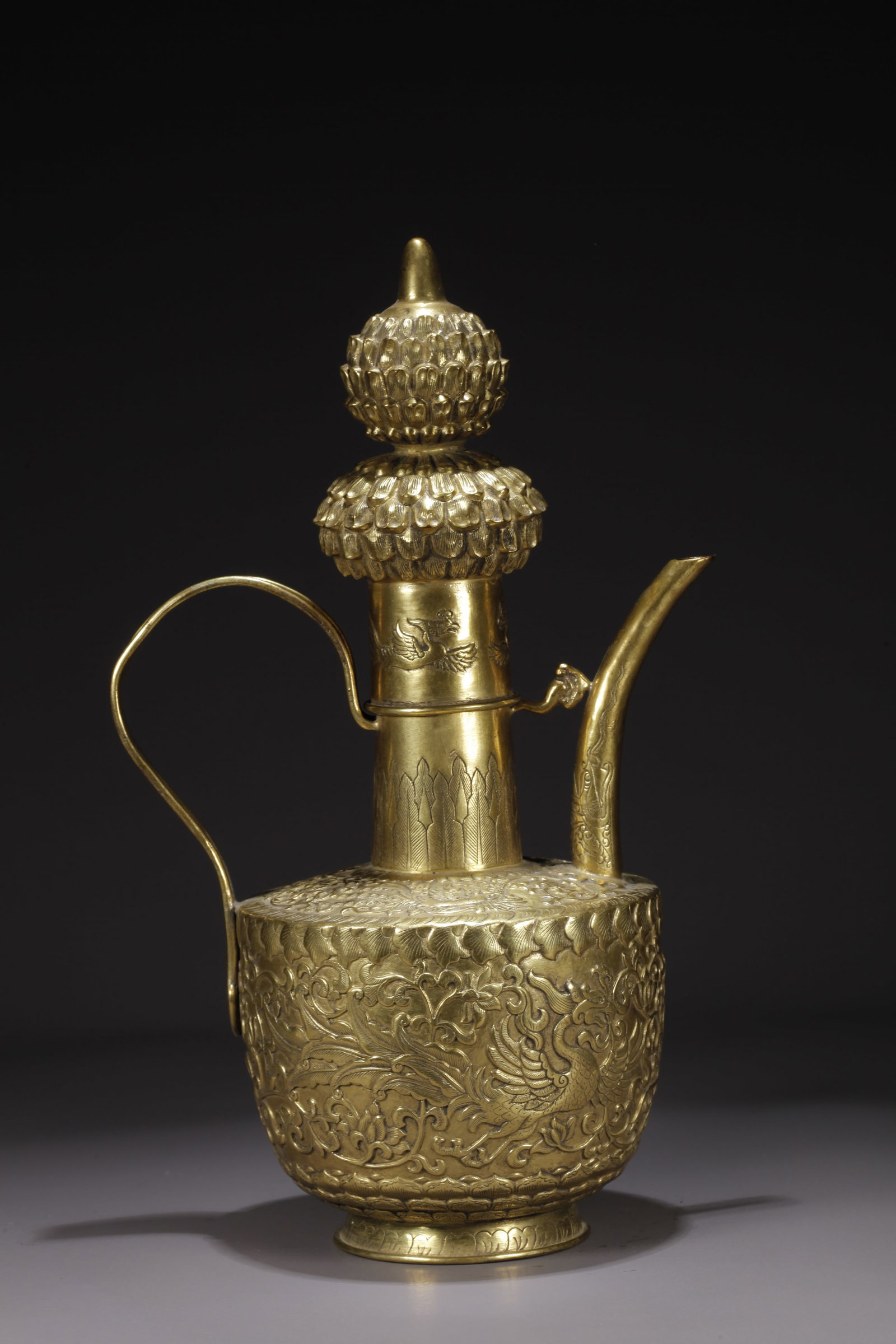 A GILDED BRONZE PHOENIX-PATTERNED TEAPOT - 5