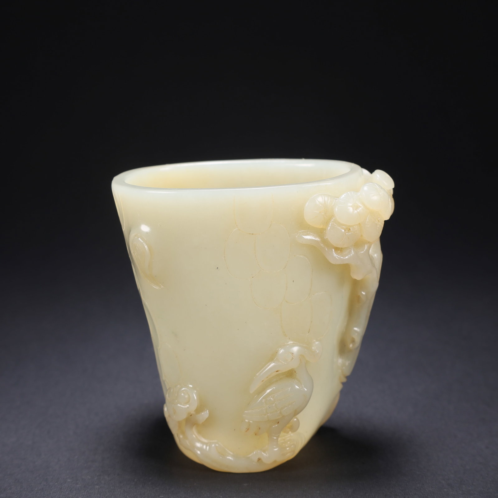A HETIAN JADE PINE-AND-CRANE LONGEVITY CUP (1 of 9)