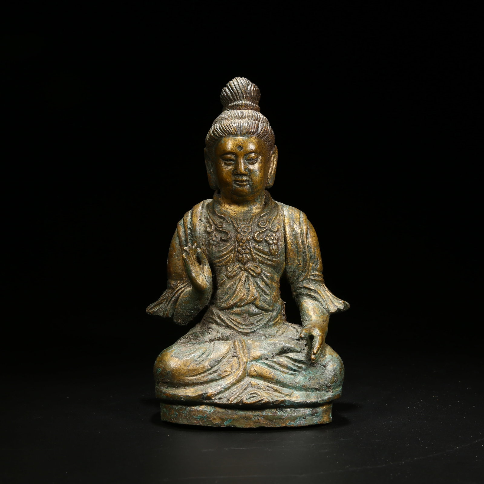 A BRONZE SEATED STATUE OF BODHISATTVA (1 of 8)