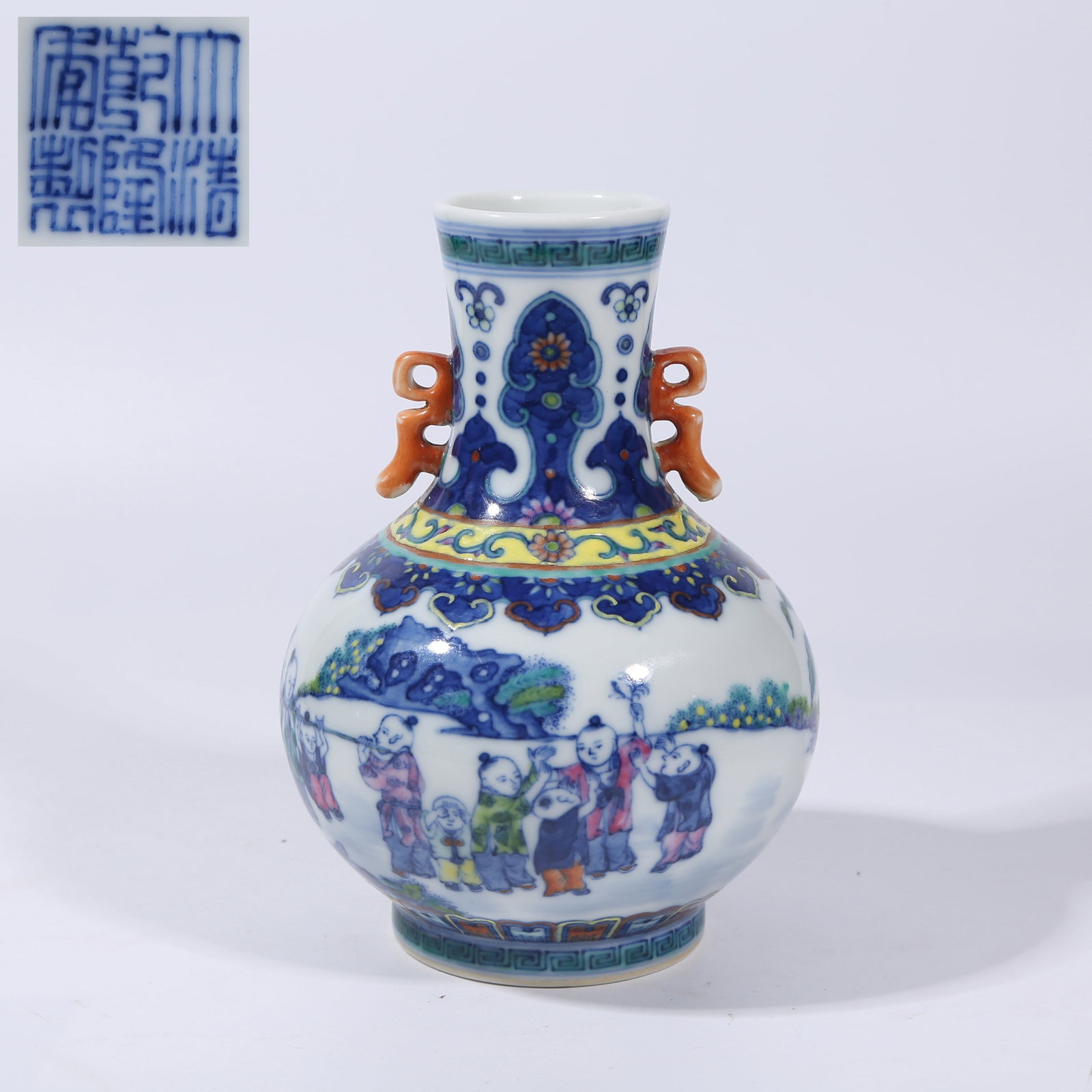 A DOUCAI "CHILDREN AT PLAY" DOUBLE-EARED VASE (1 of 9)