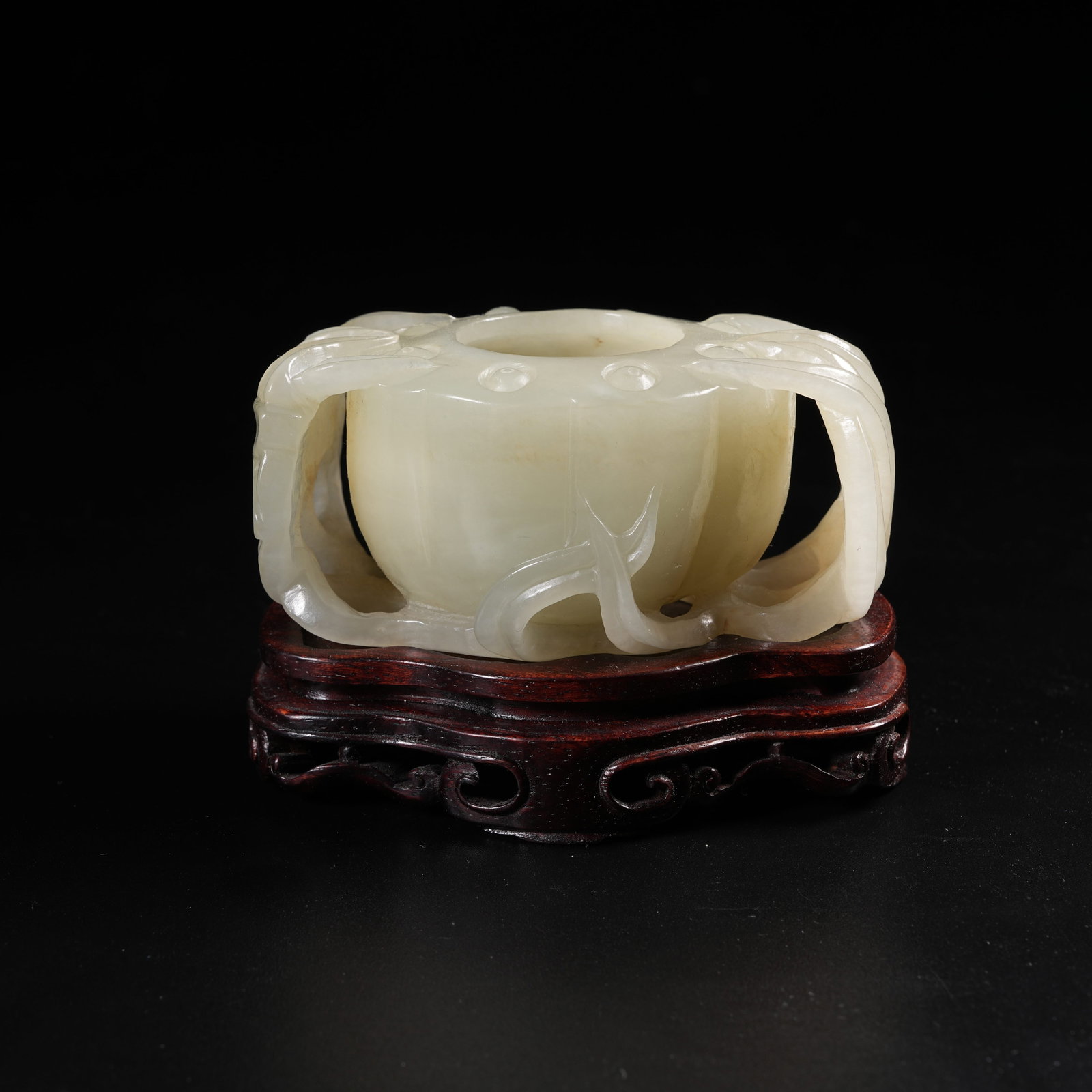 A HETIAN JADE LOTUS POD BRUSH WASHER (1 of 8)