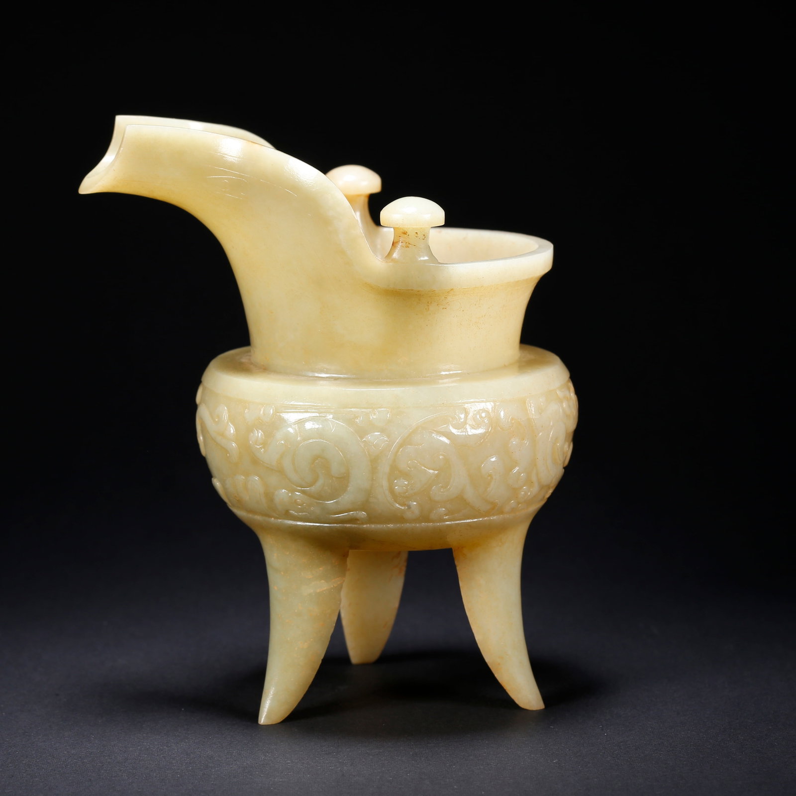 A HETIAN JADE JUE CUP WITH DRAGON MOTIF (1 of 10)