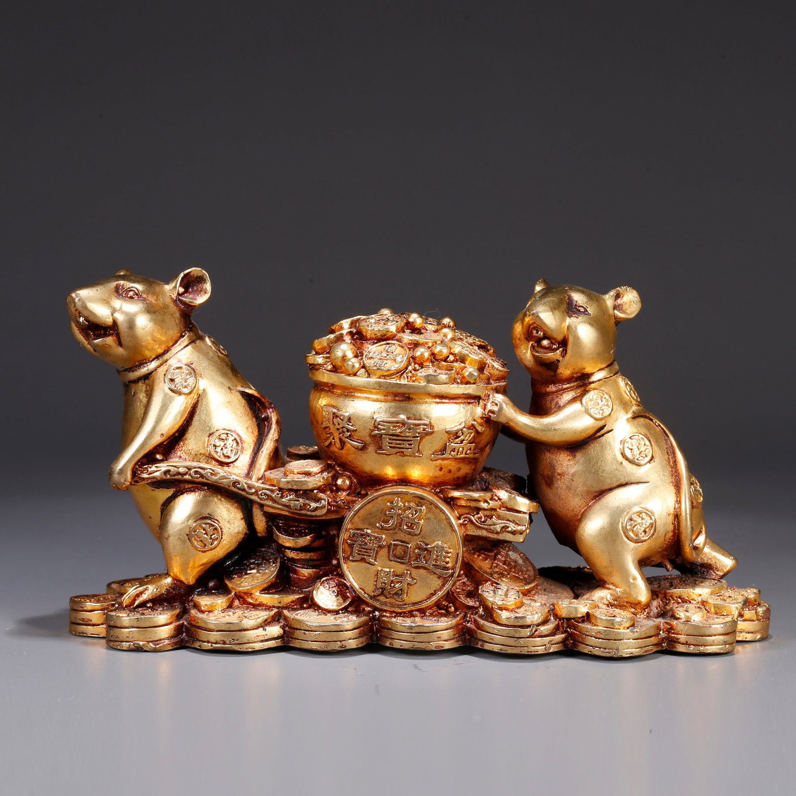 A GILT BRONZE WEALTH-BRINGING RAT-SHAPED ORNAMENT (1 of 11)