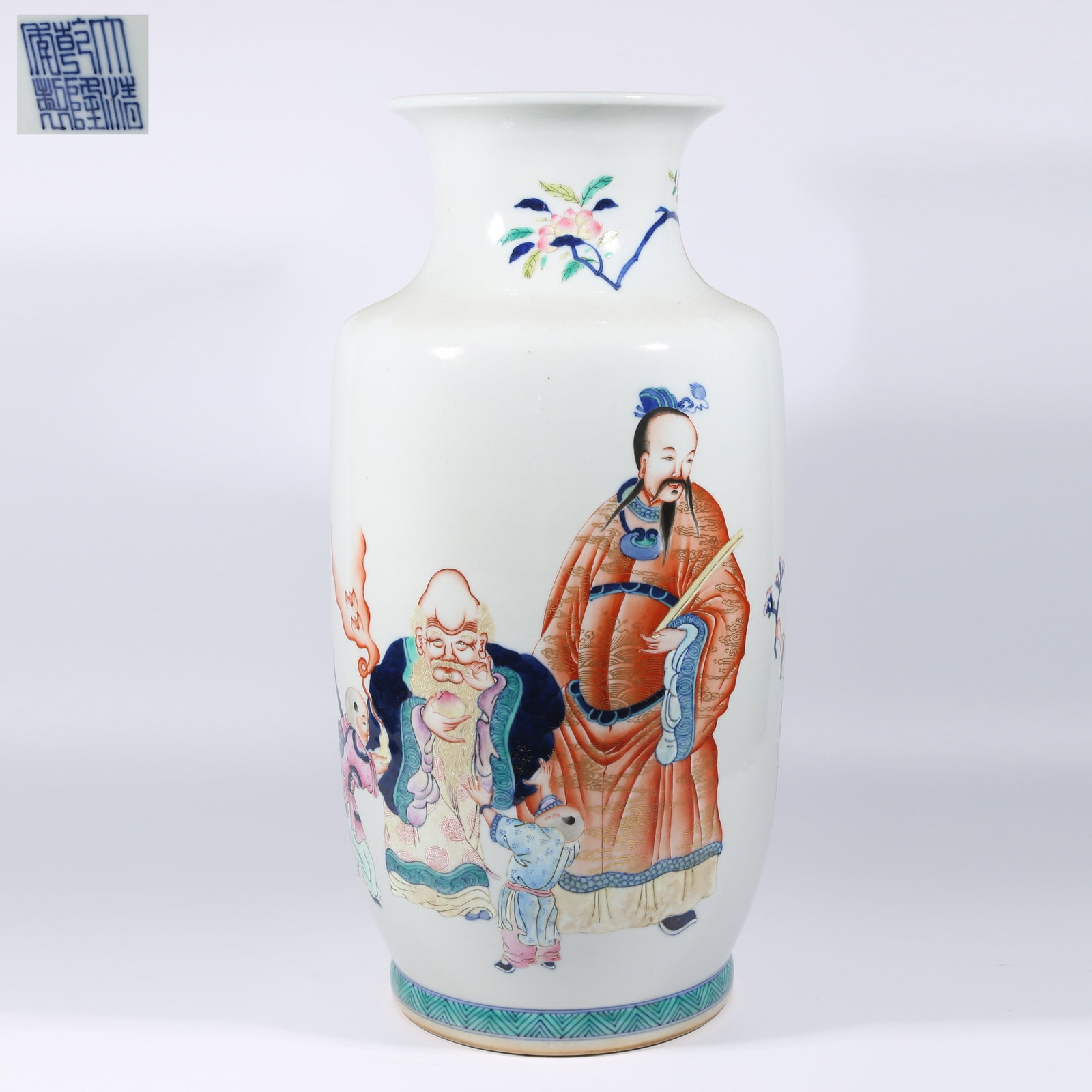 A BLUE AND WHITE POLYCHROME MALLET-SHAPED VASE WITH THREE STARS DESIGN (1 of 9)